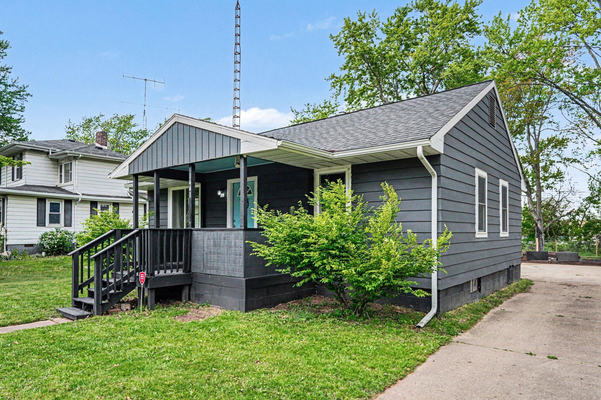 1441 Clarendon Avenue Niles MI 49120