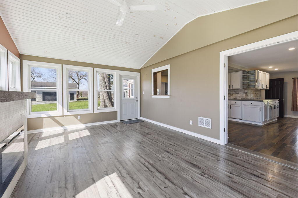 710 S Elm Street Three Oaks MI 49128