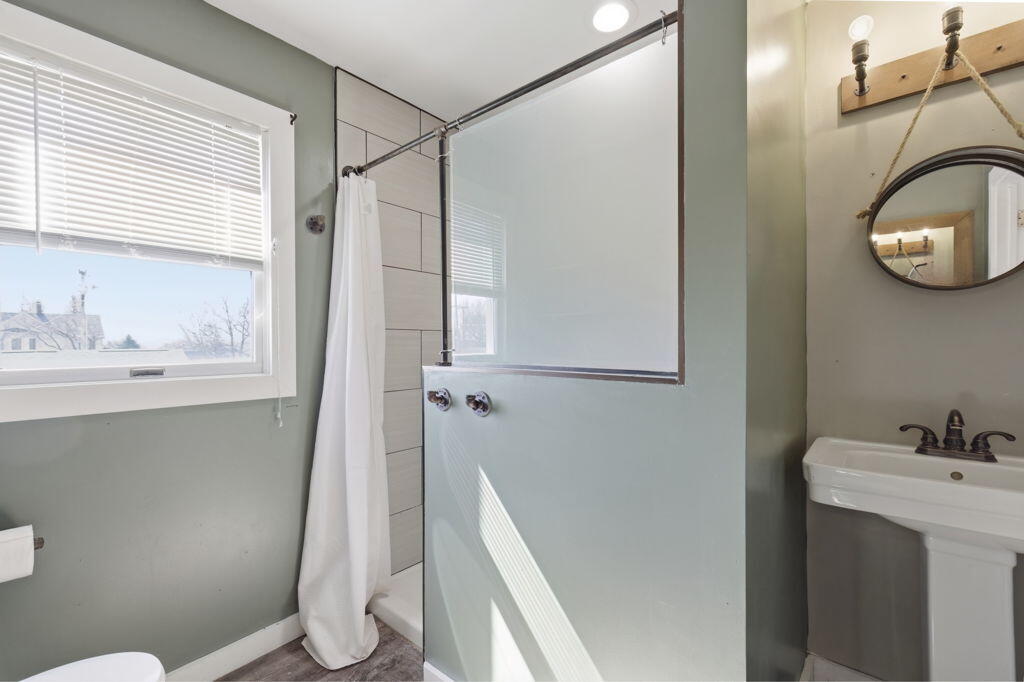 710 S Elm Street Three Oaks MI 49128