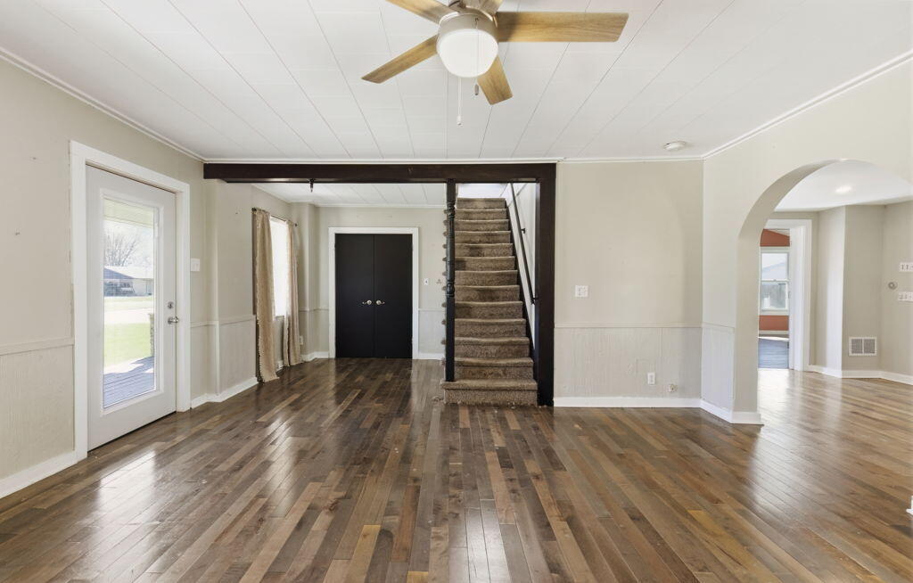 710 S Elm Street Three Oaks MI 49128