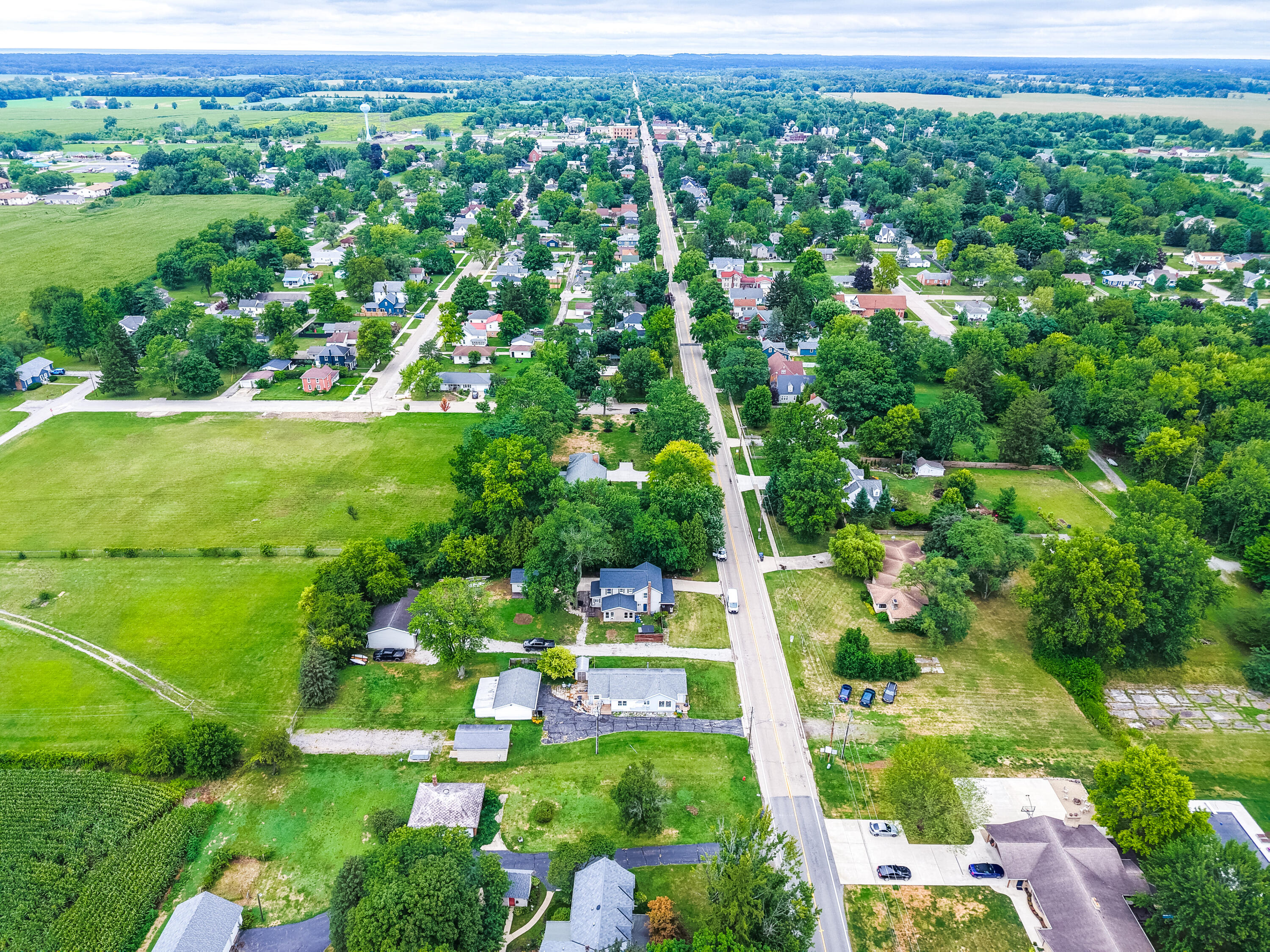 710 S Elm Street Three Oaks MI 49128