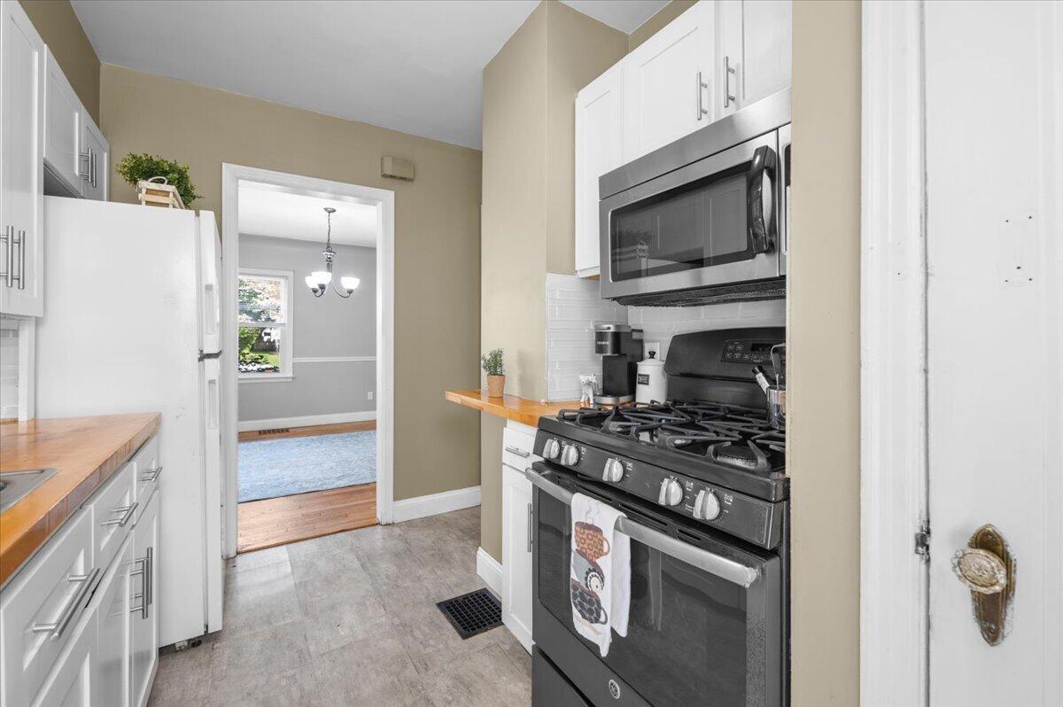 1319 Diamond Avenue NE Grand Rapids MI 49505