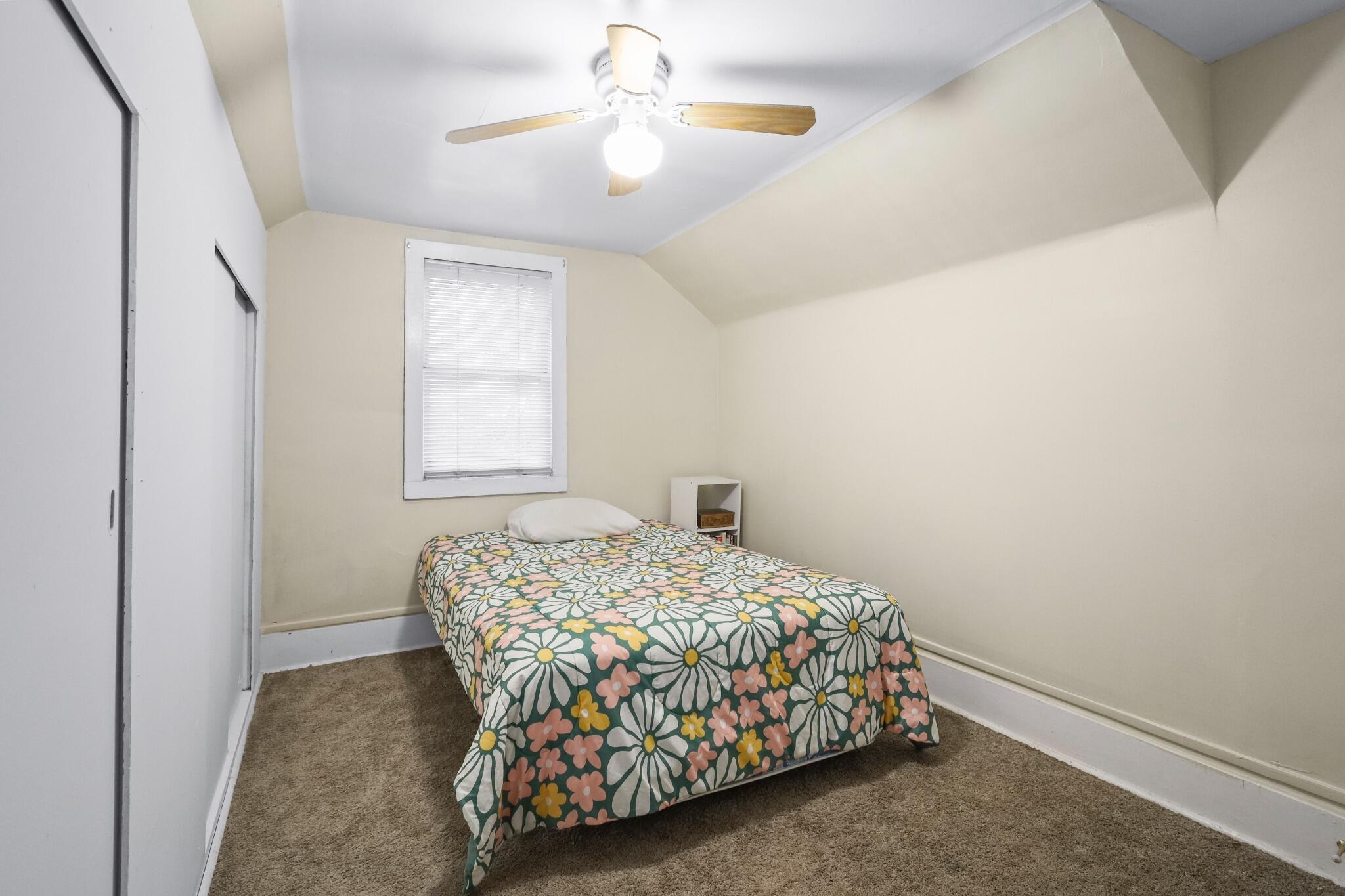 1294 E Apple Avenue Muskegon MI 49442