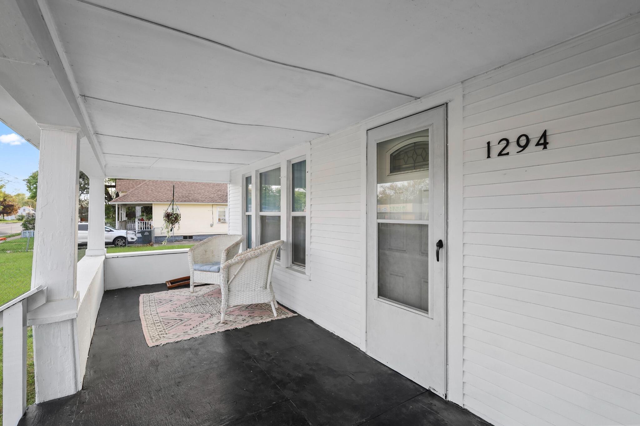 1294 E Apple Avenue Muskegon MI 49442