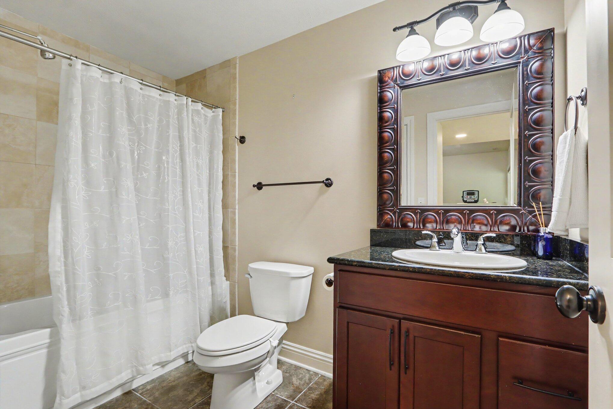 8638 Weeping Pine Lane Kalamazoo MI 49009