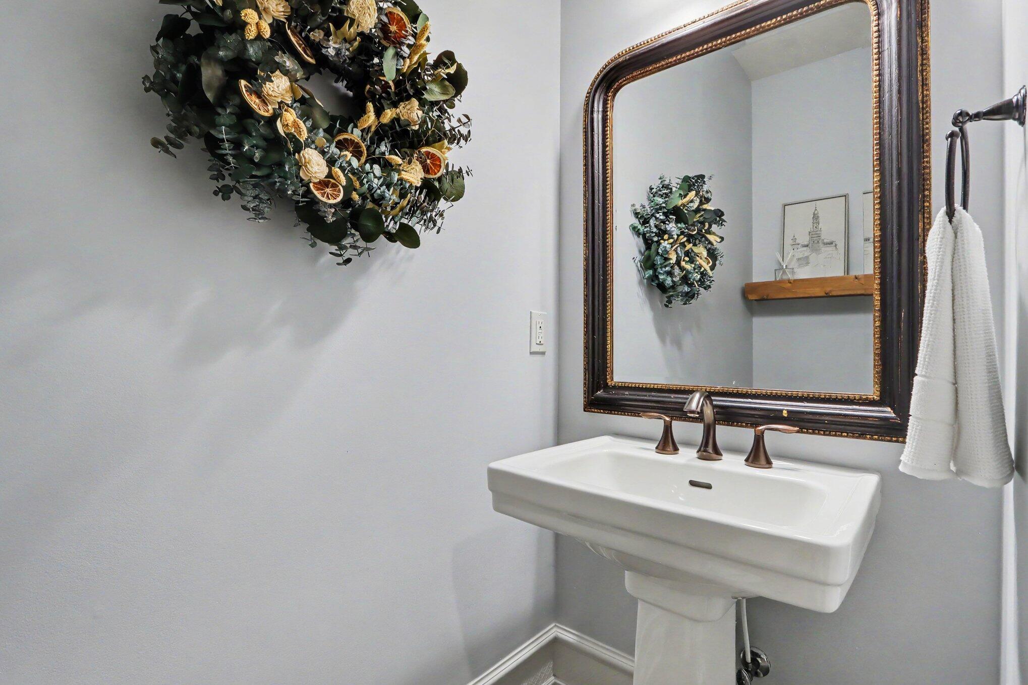 8638 Weeping Pine Lane Kalamazoo MI 49009