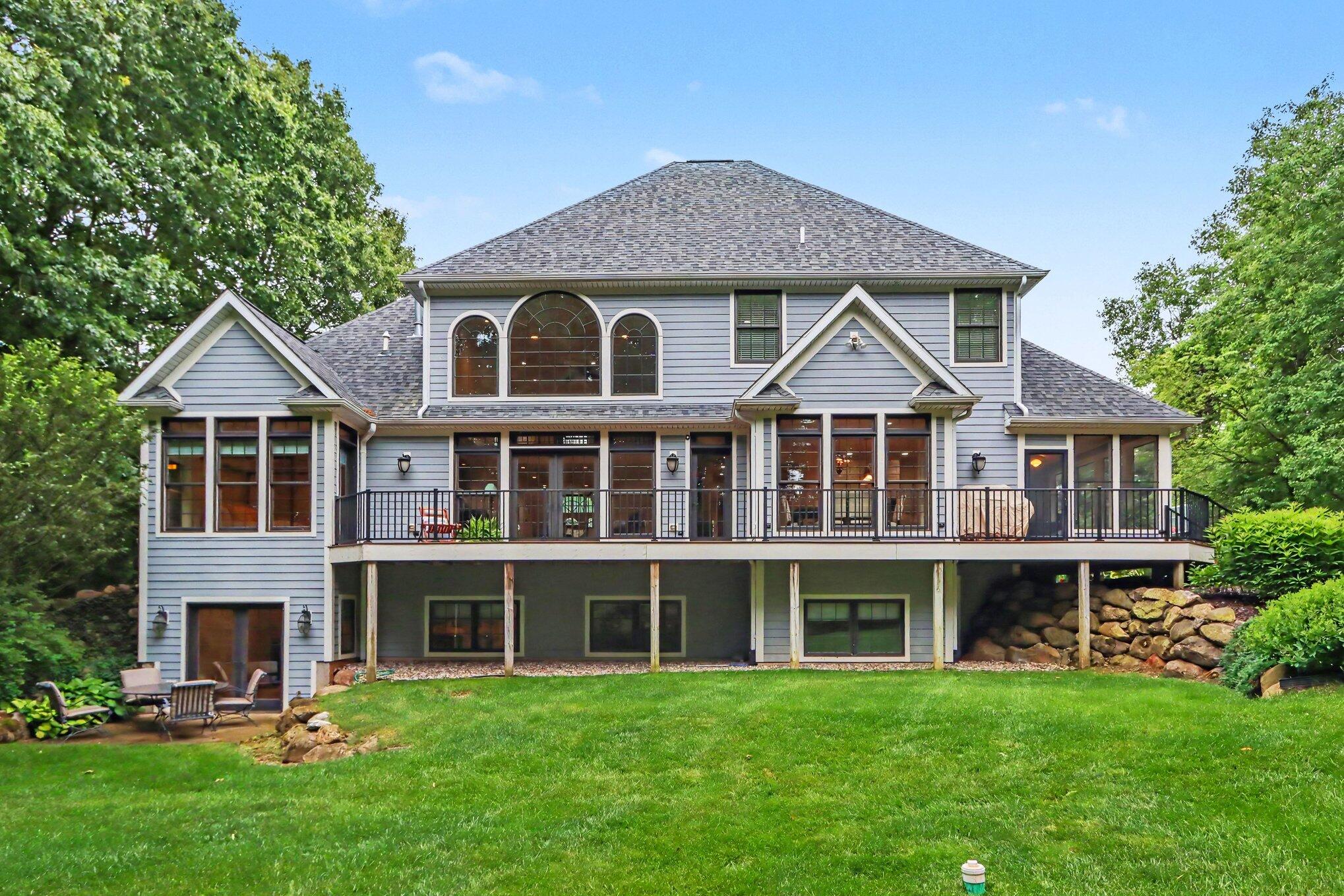 8638 Weeping Pine Lane Kalamazoo MI 49009