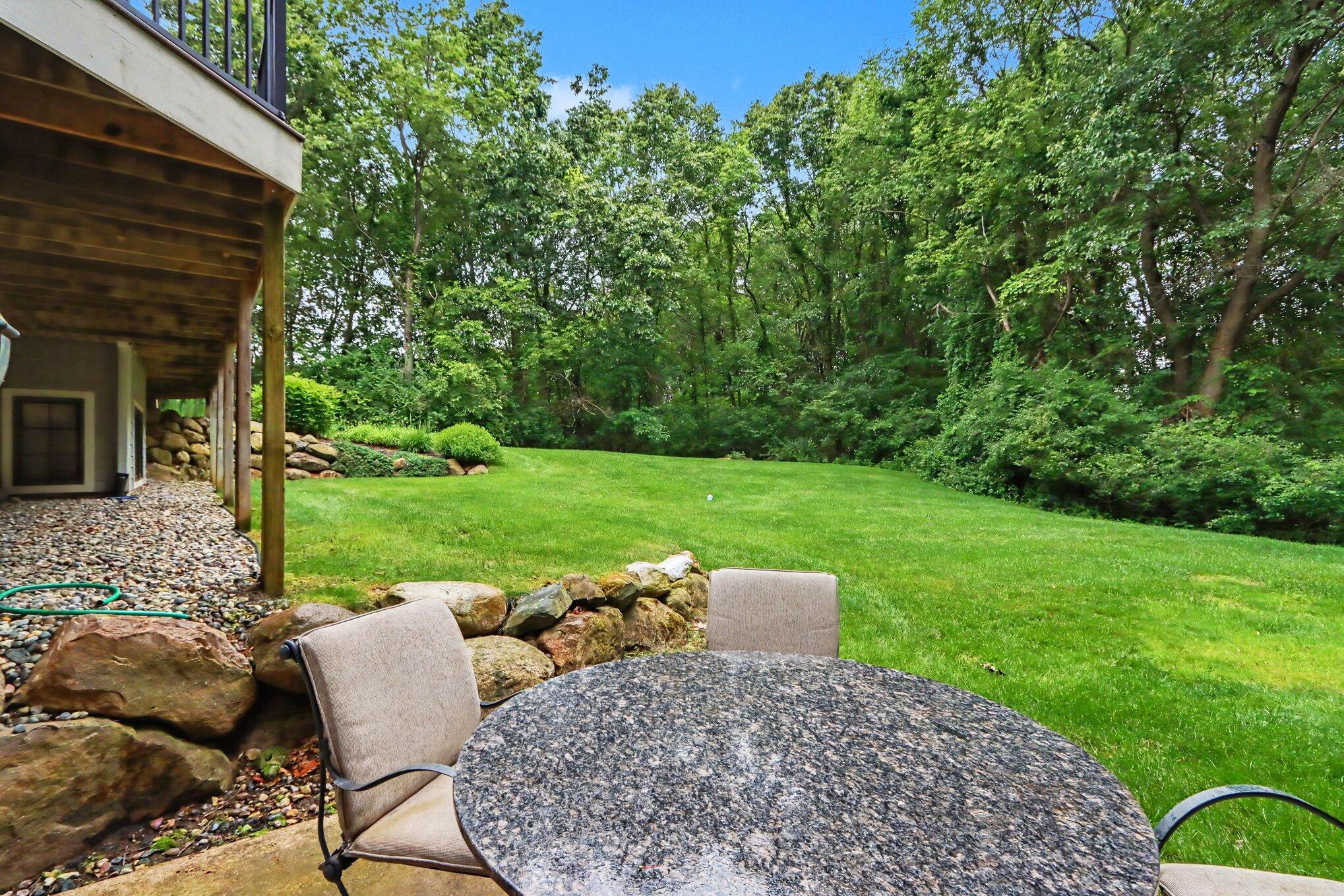 8638 Weeping Pine Lane Kalamazoo MI 49009