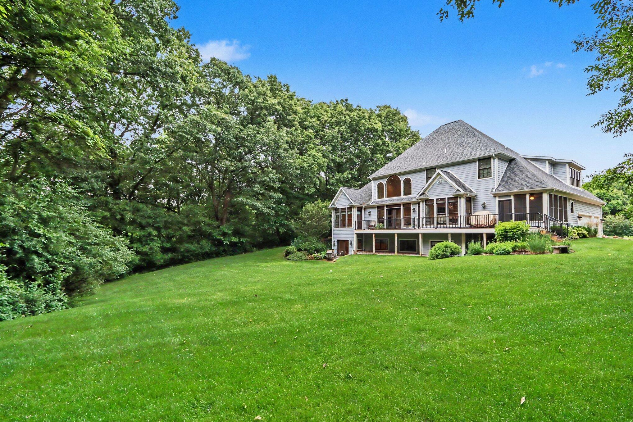 8638 Weeping Pine Lane Kalamazoo MI 49009