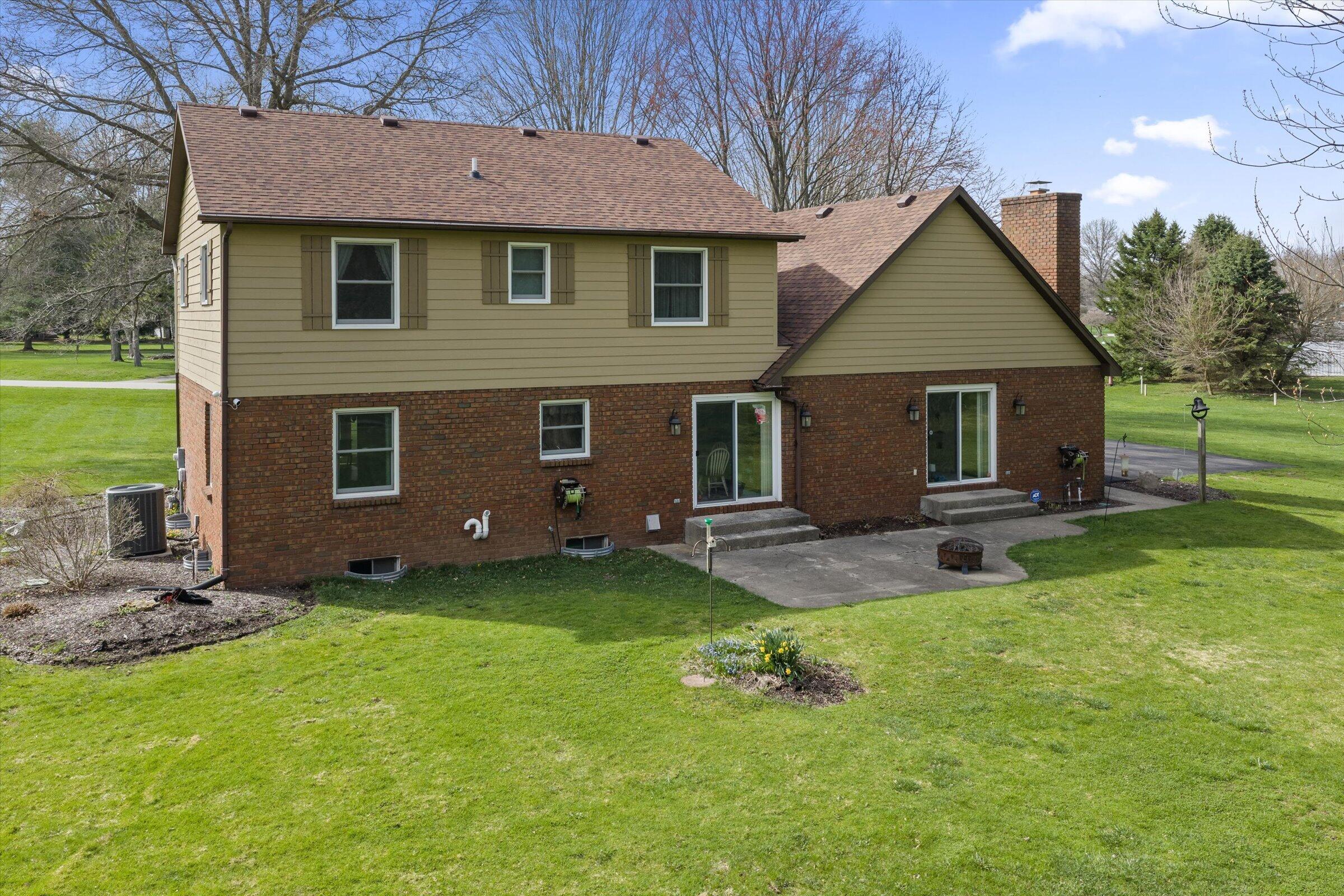 22279 Loupee Drive Cassopolis MI 49031