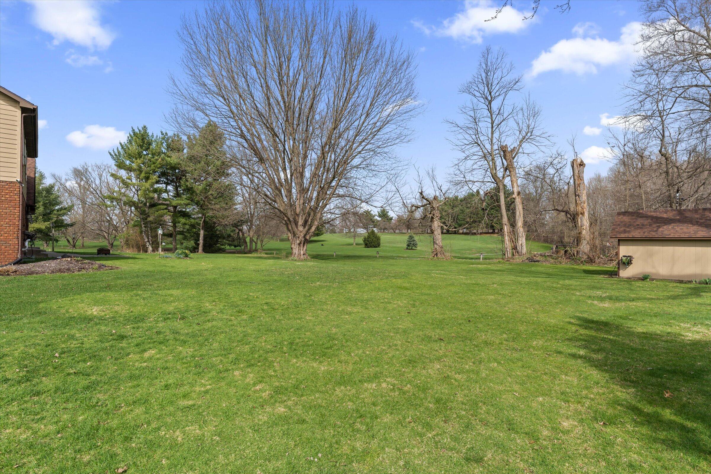 22279 Loupee Drive Cassopolis MI 49031
