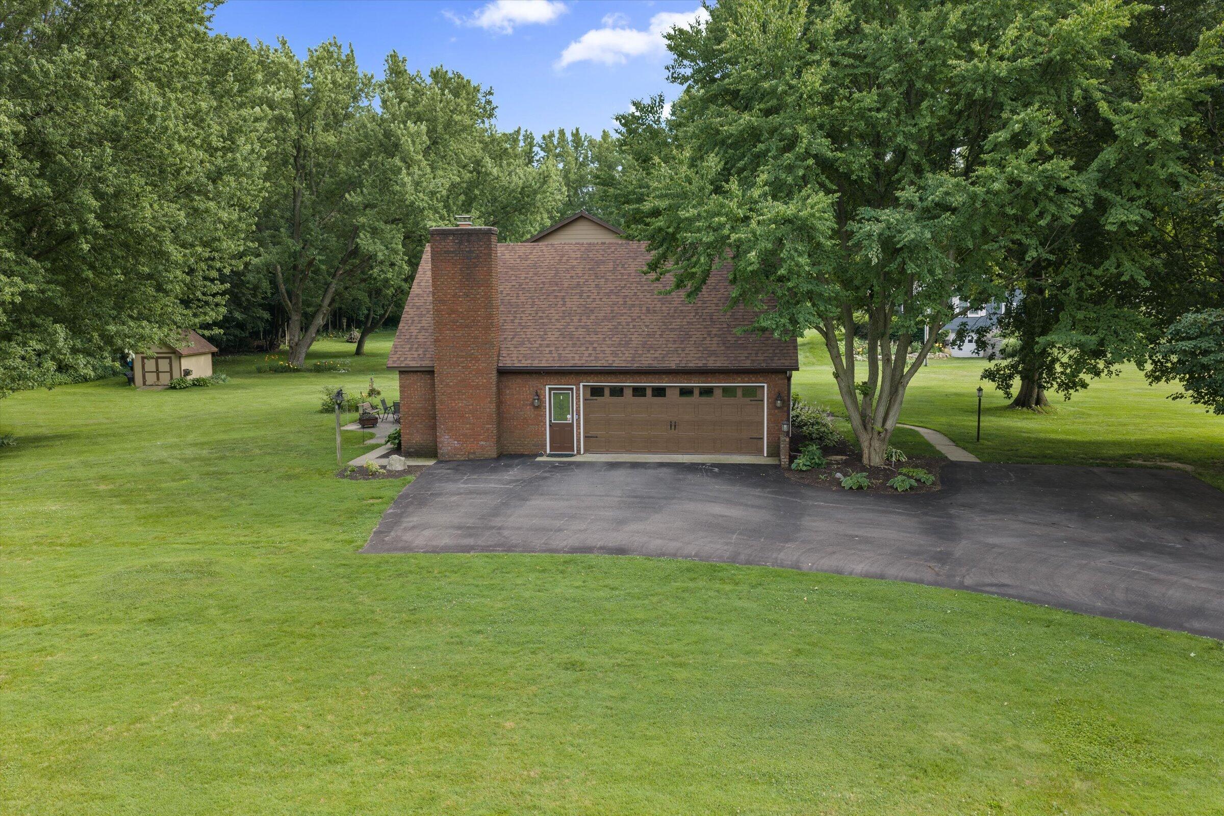 22279 Loupee Drive Cassopolis MI 49031