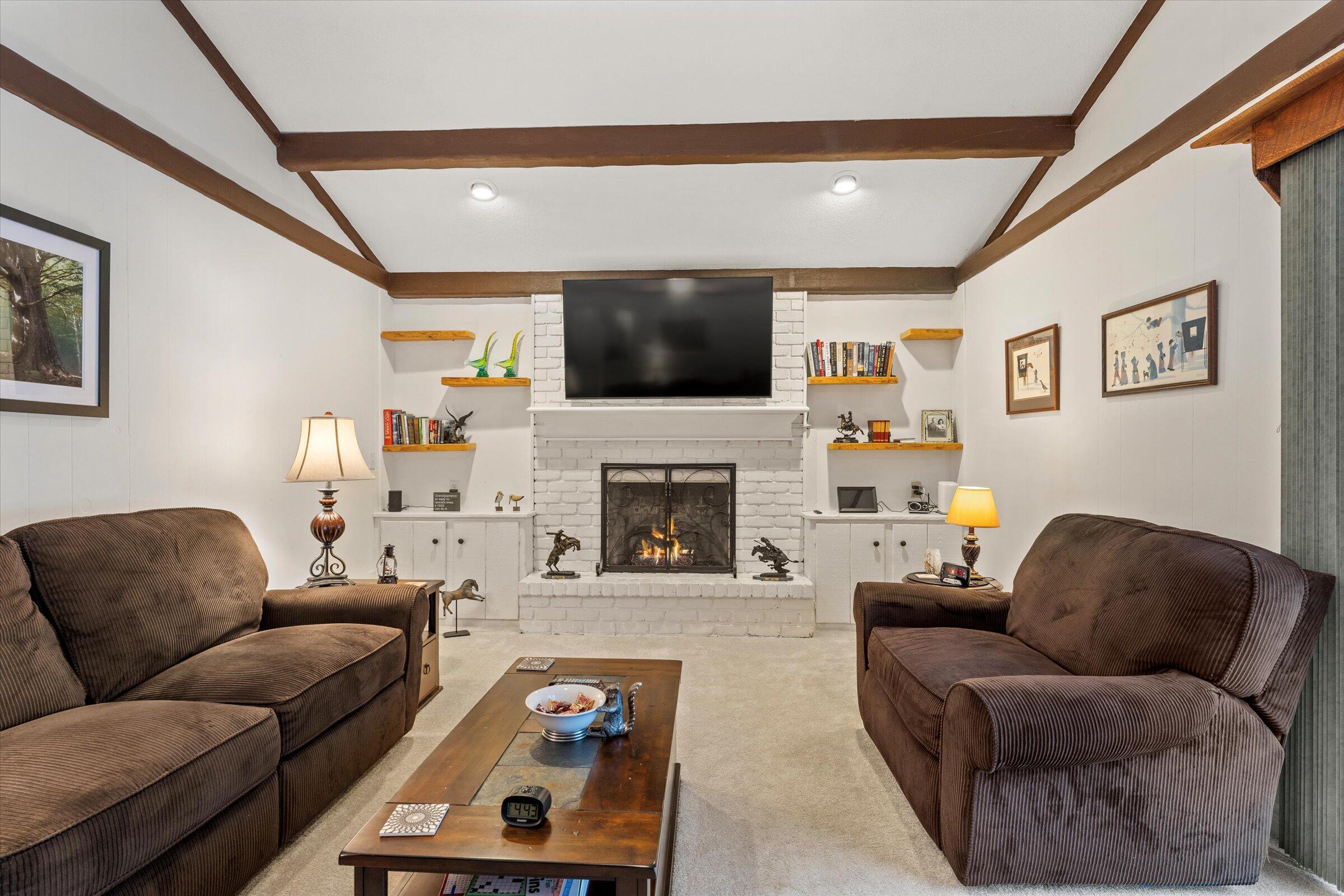 22279 Loupee Drive Cassopolis MI 49031