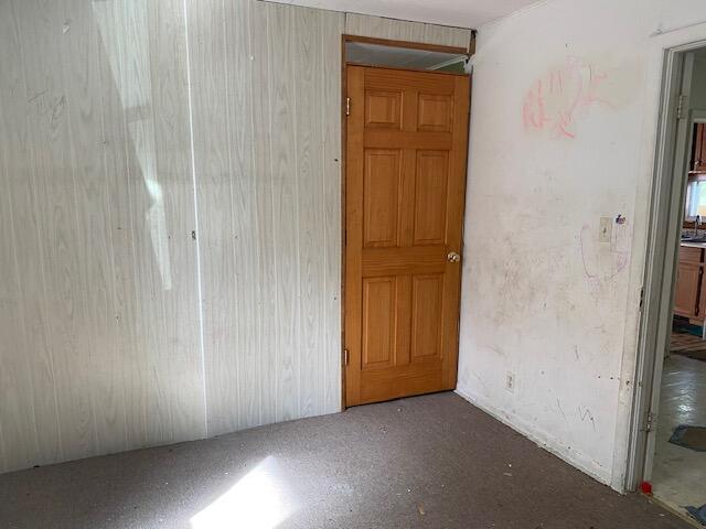 504 S Red Bud Trail Buchanan MI 49107