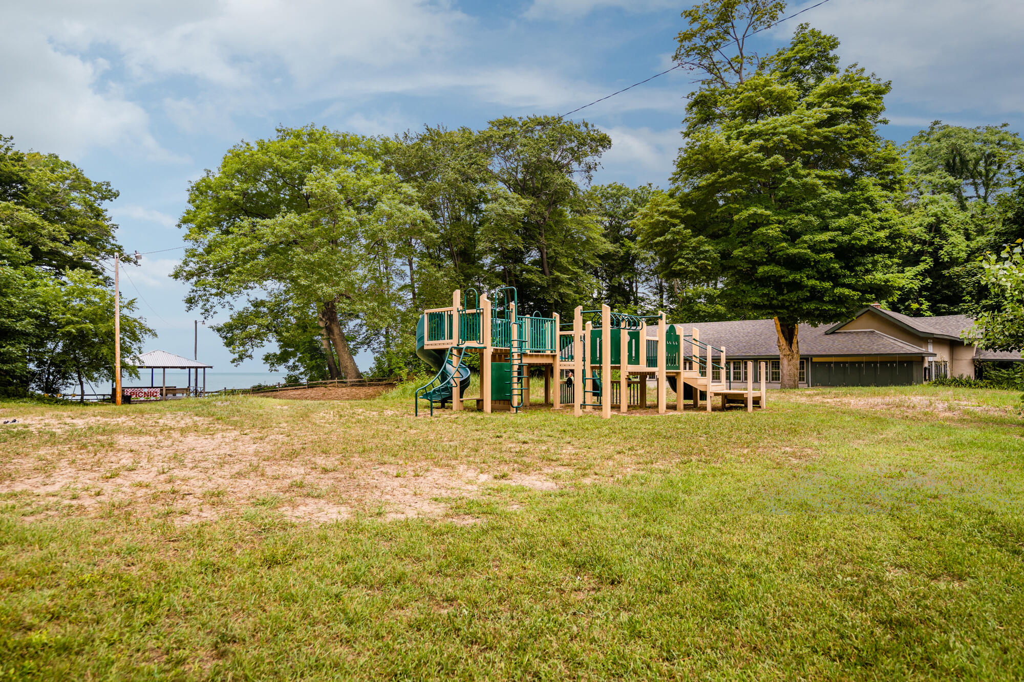 6278 Harrison Street Coloma MI 49038