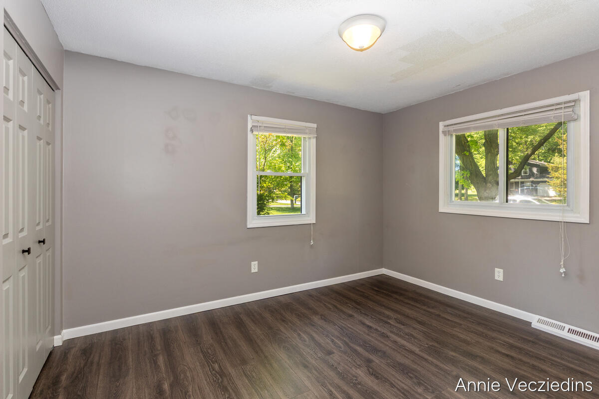 4696 Shank Street NE Rockford MI 49341