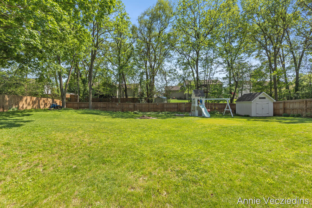 4696 Shank Street NE Rockford MI 49341