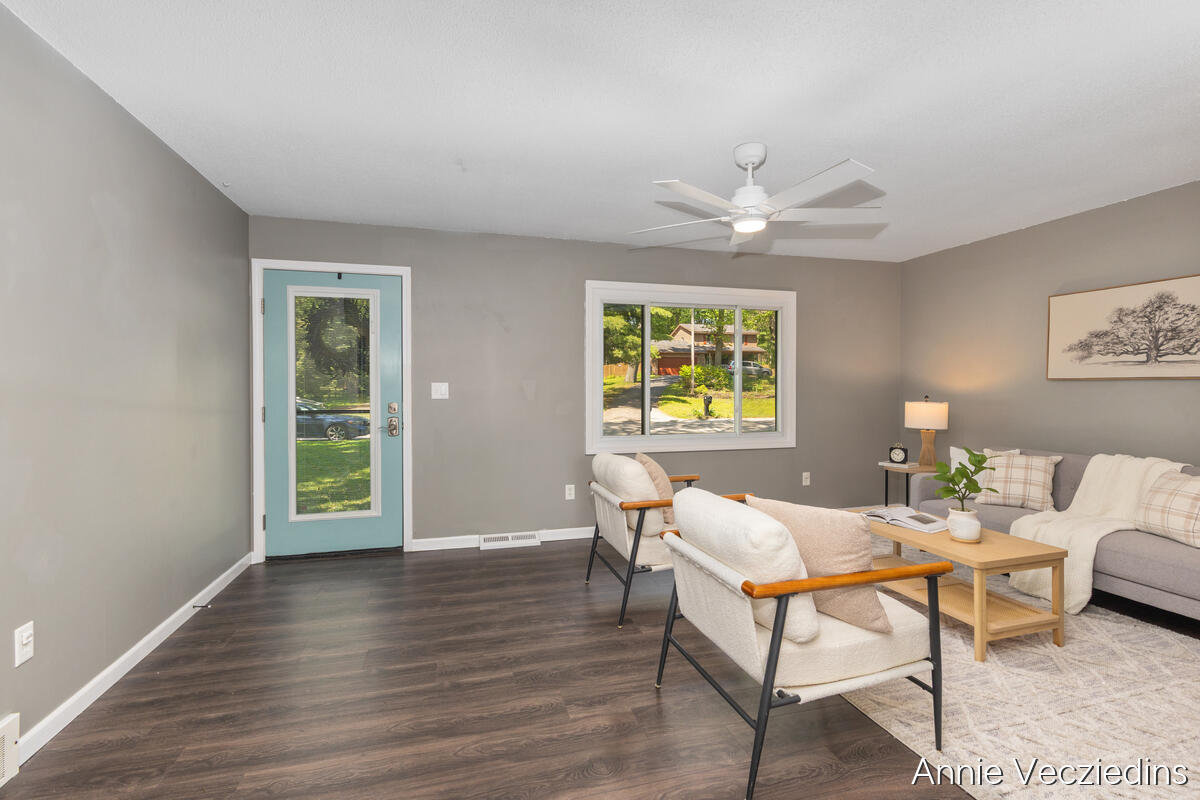 4696 Shank Street NE Rockford MI 49341