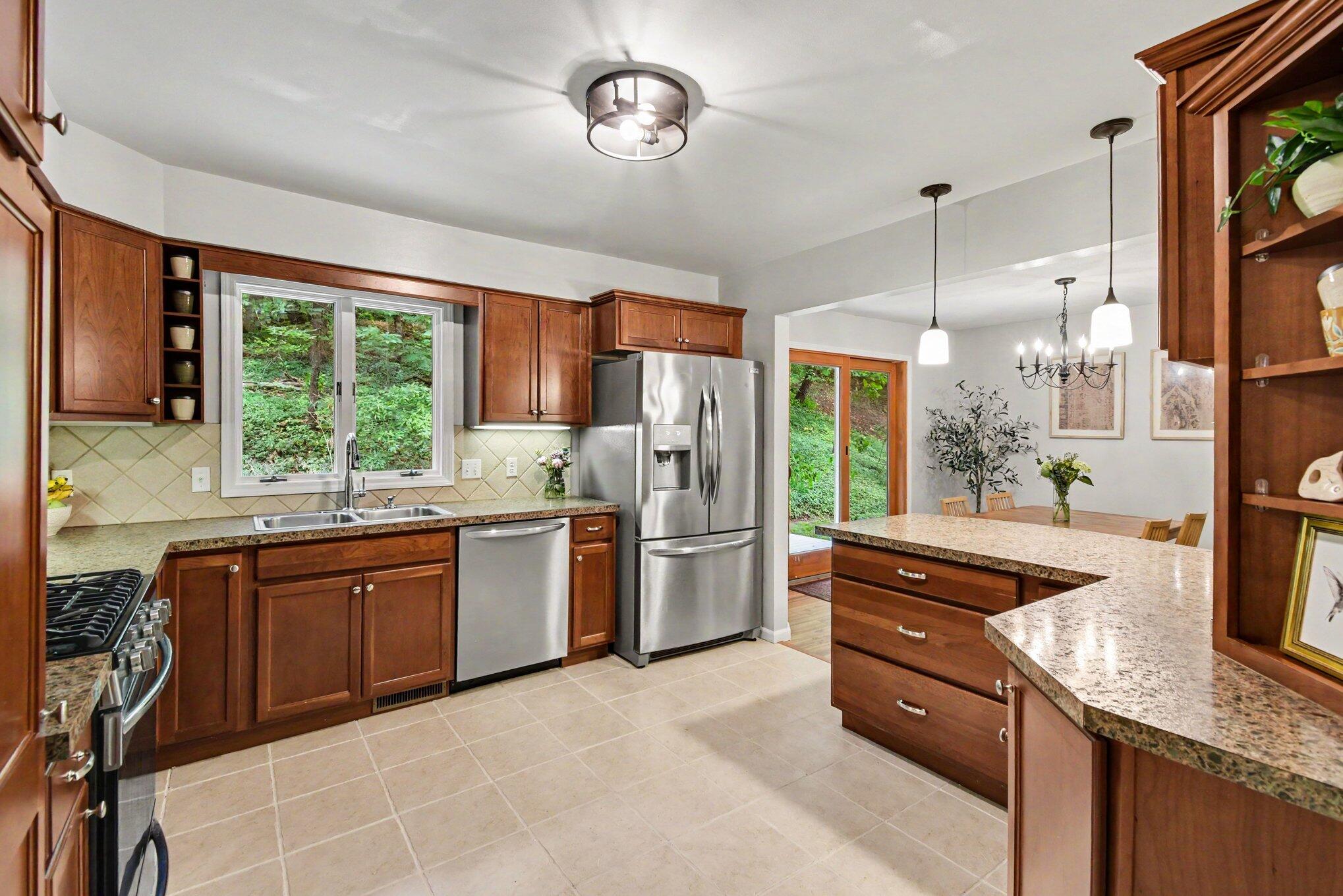 2121 Timberview Drive NE Grand Rapids MI 49525