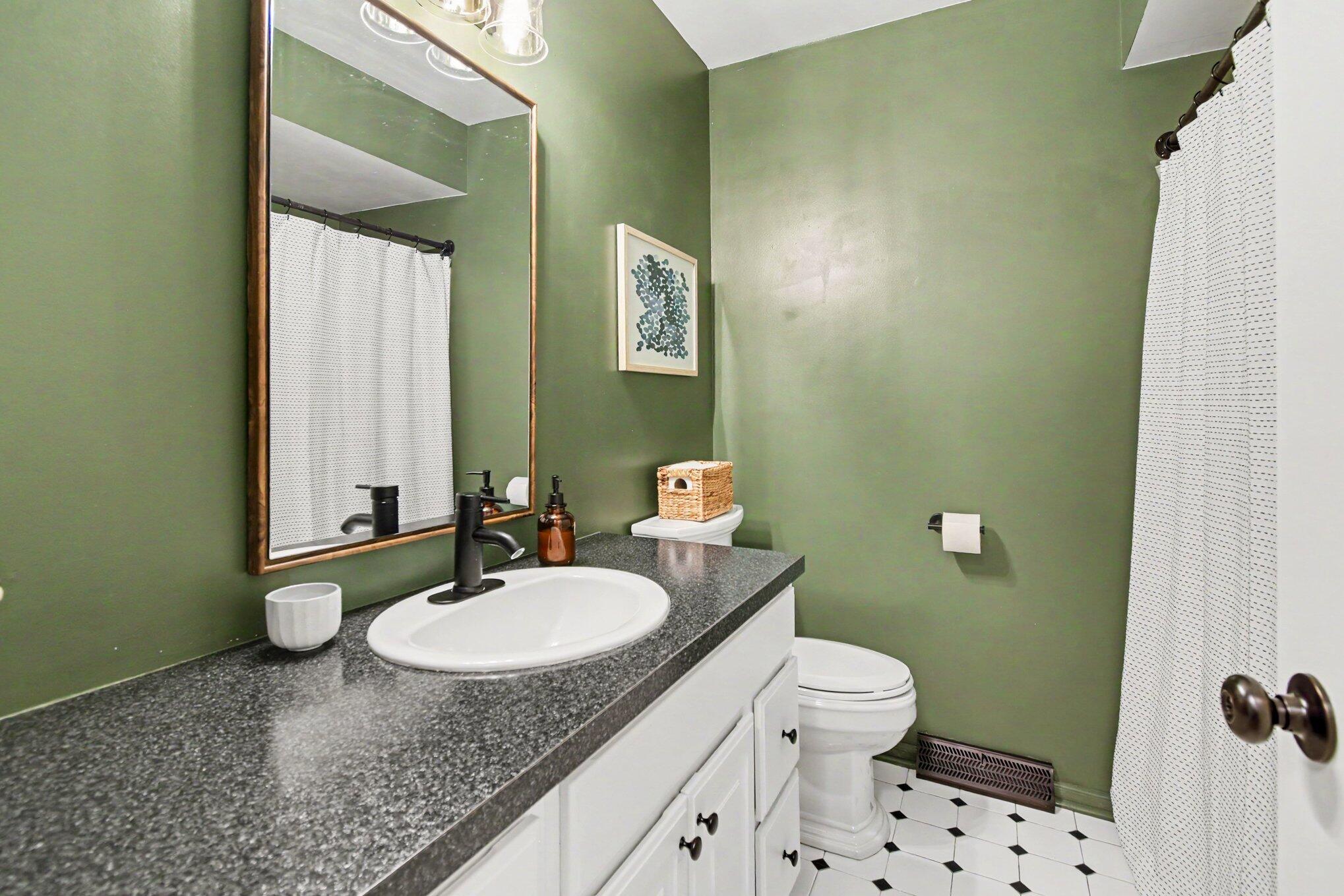 2121 Timberview Drive NE Grand Rapids MI 49525