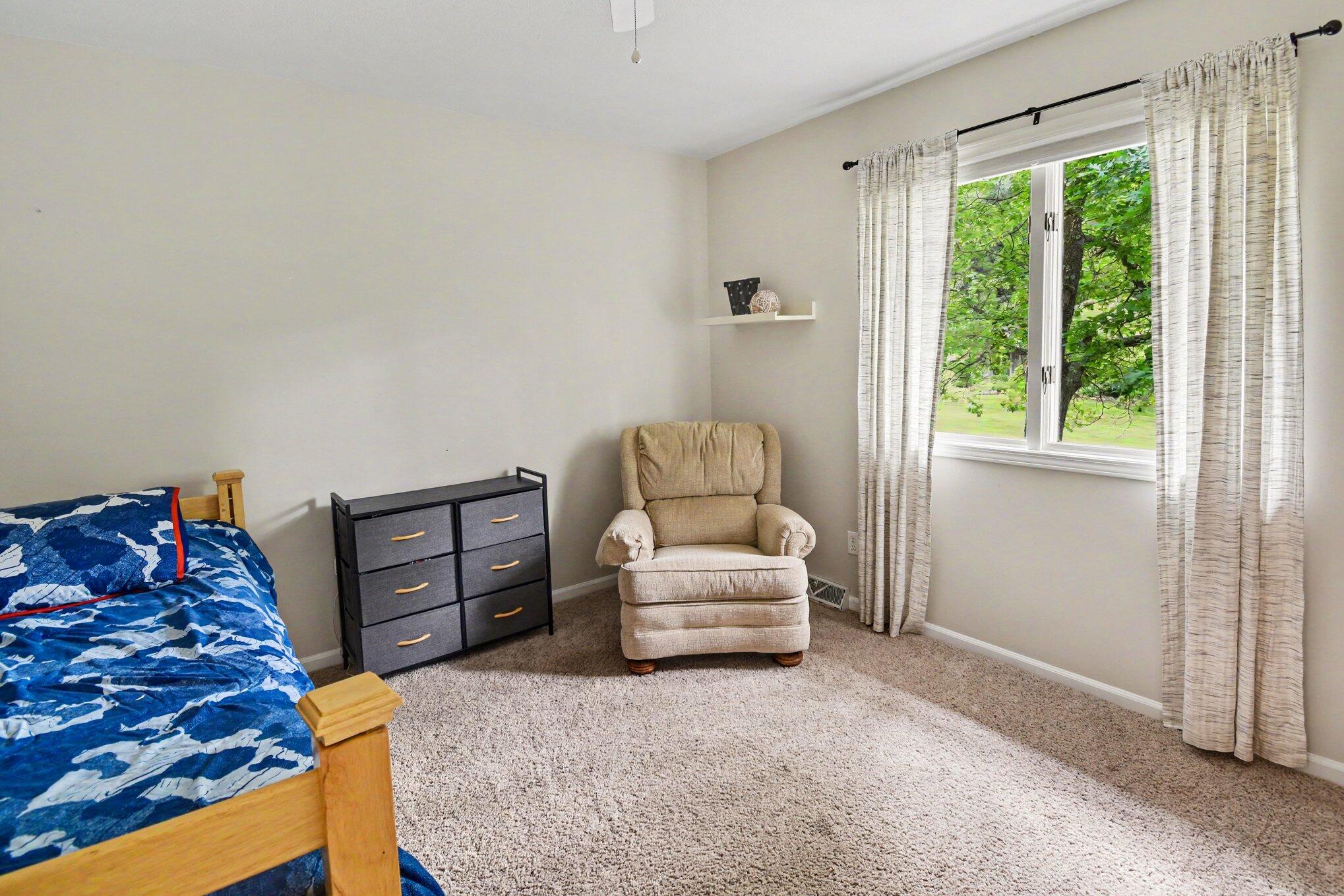 2121 Timberview Drive NE Grand Rapids MI 49525