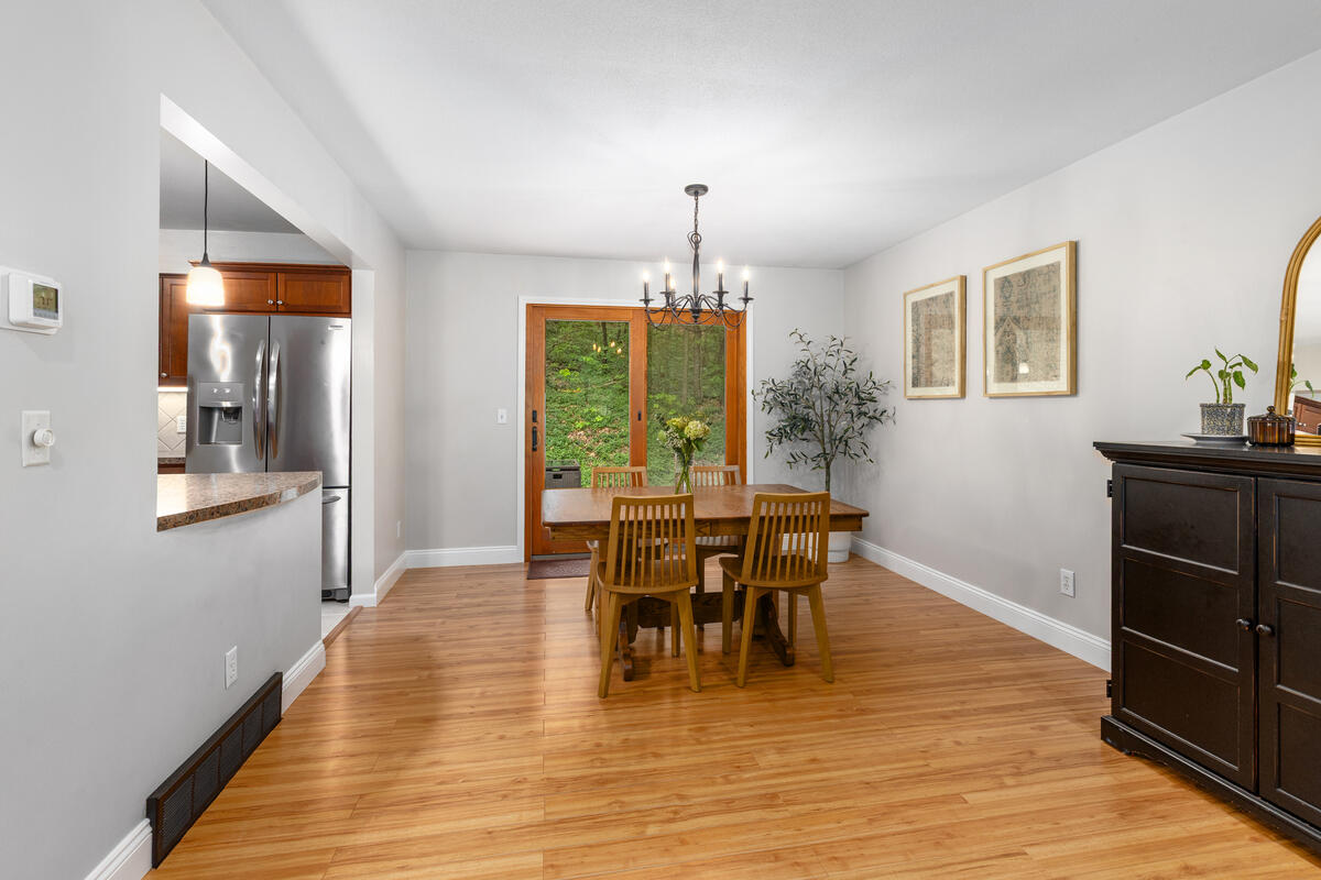 2121 Timberview Drive NE Grand Rapids MI 49525