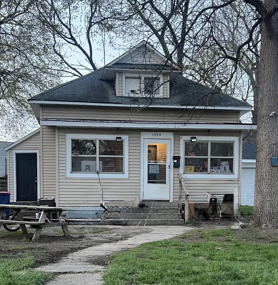 1059 Sherman Street SE Grand Rapids MI 49506