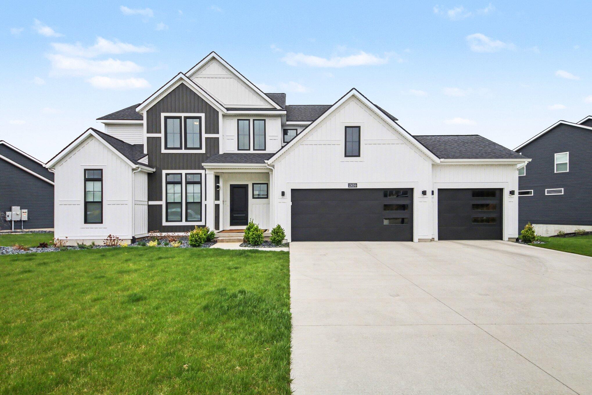 13059 Pine Glen Drive Grand Haven MI 49417