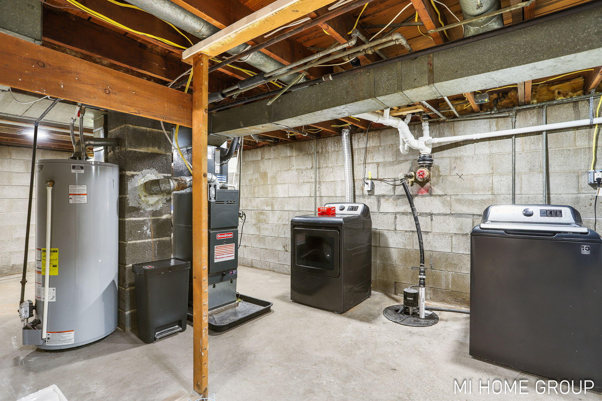 14664 154th Avenue Grand Haven MI 49417