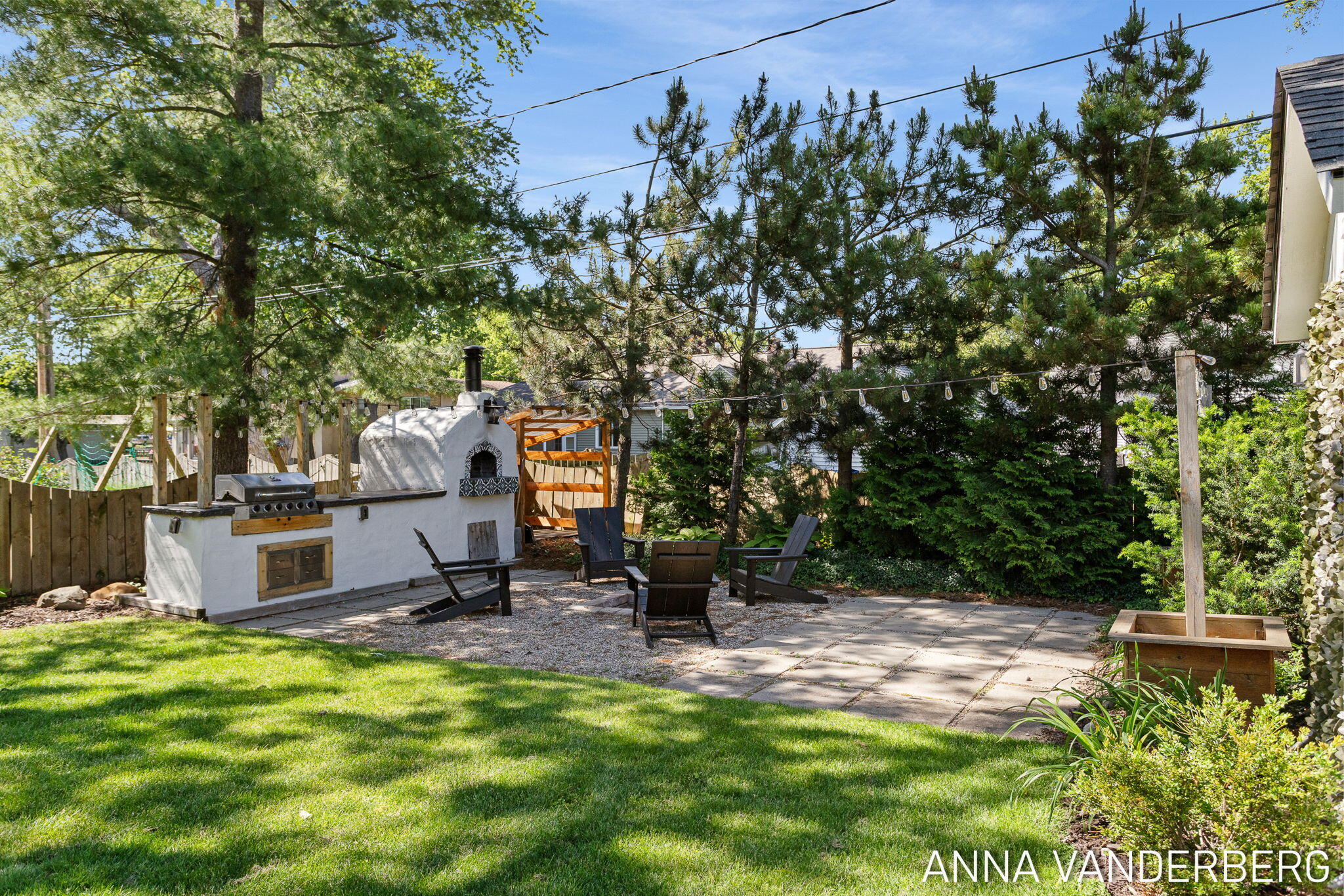 31 W 28th Street Holland MI 49423