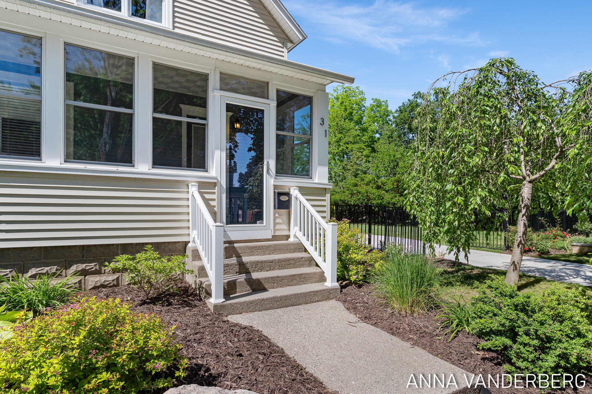 31 W 28th Street Holland MI 49423