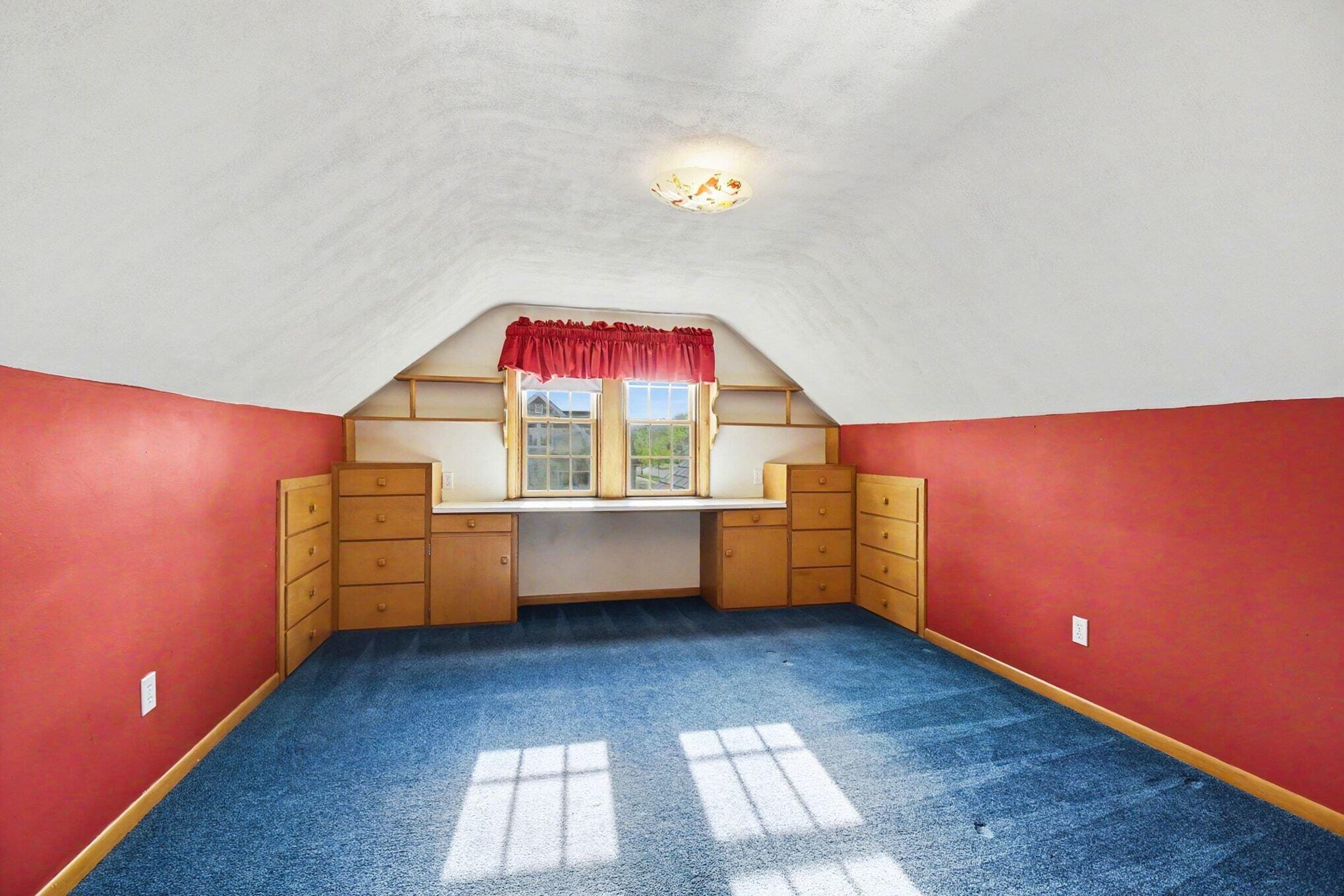 623 E Central Avenue Zeeland MI 49464