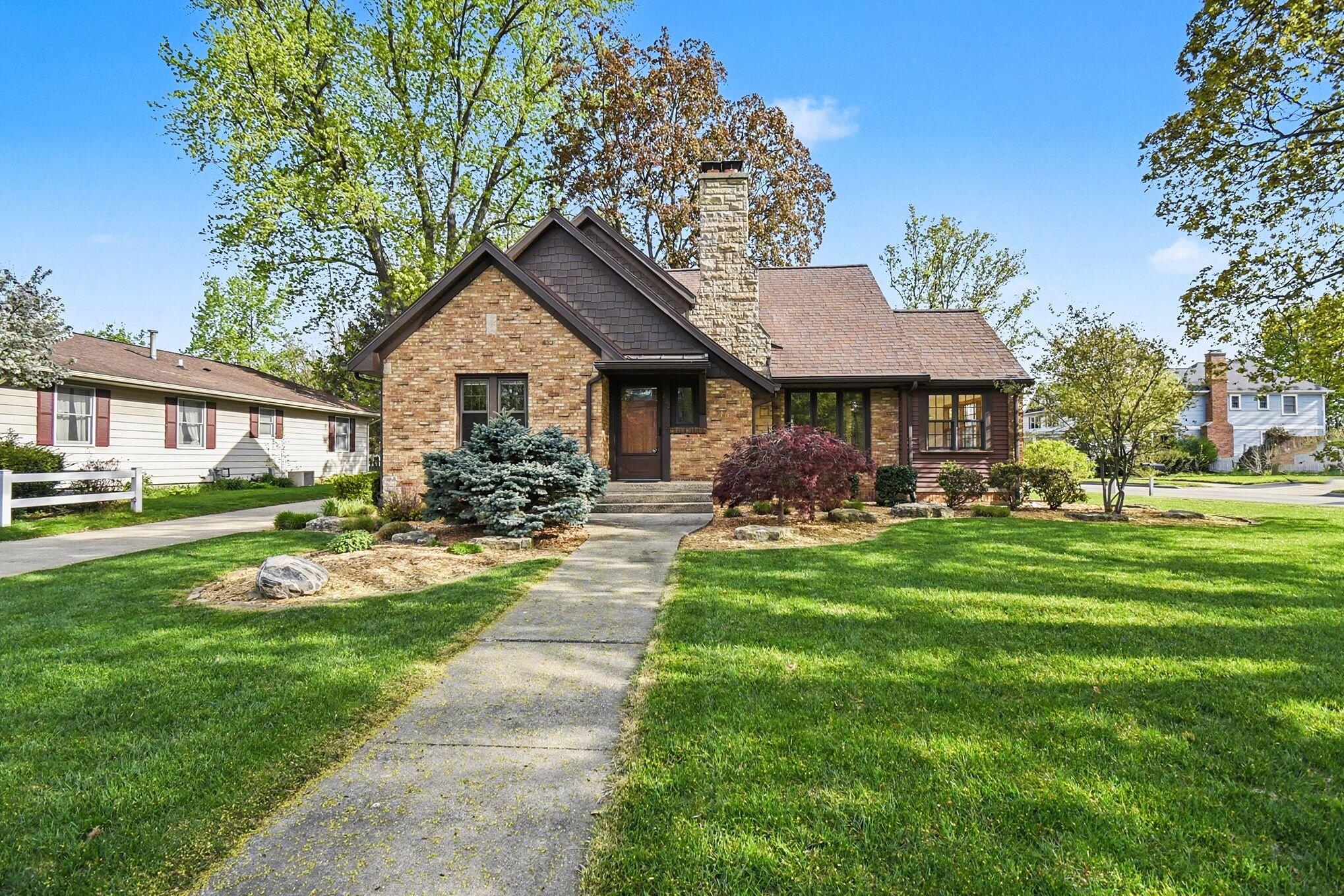 623 E Central Avenue Zeeland MI 49464