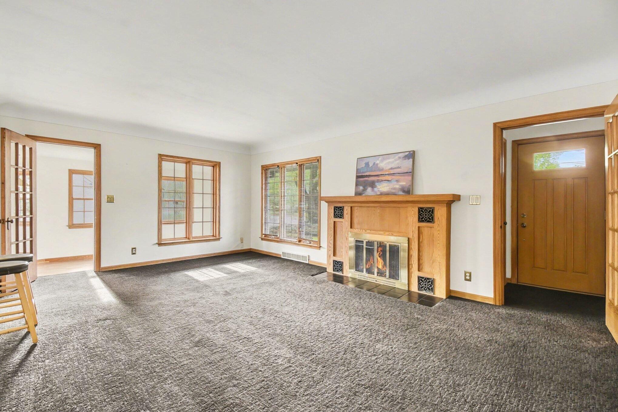 623 E Central Avenue Zeeland MI 49464