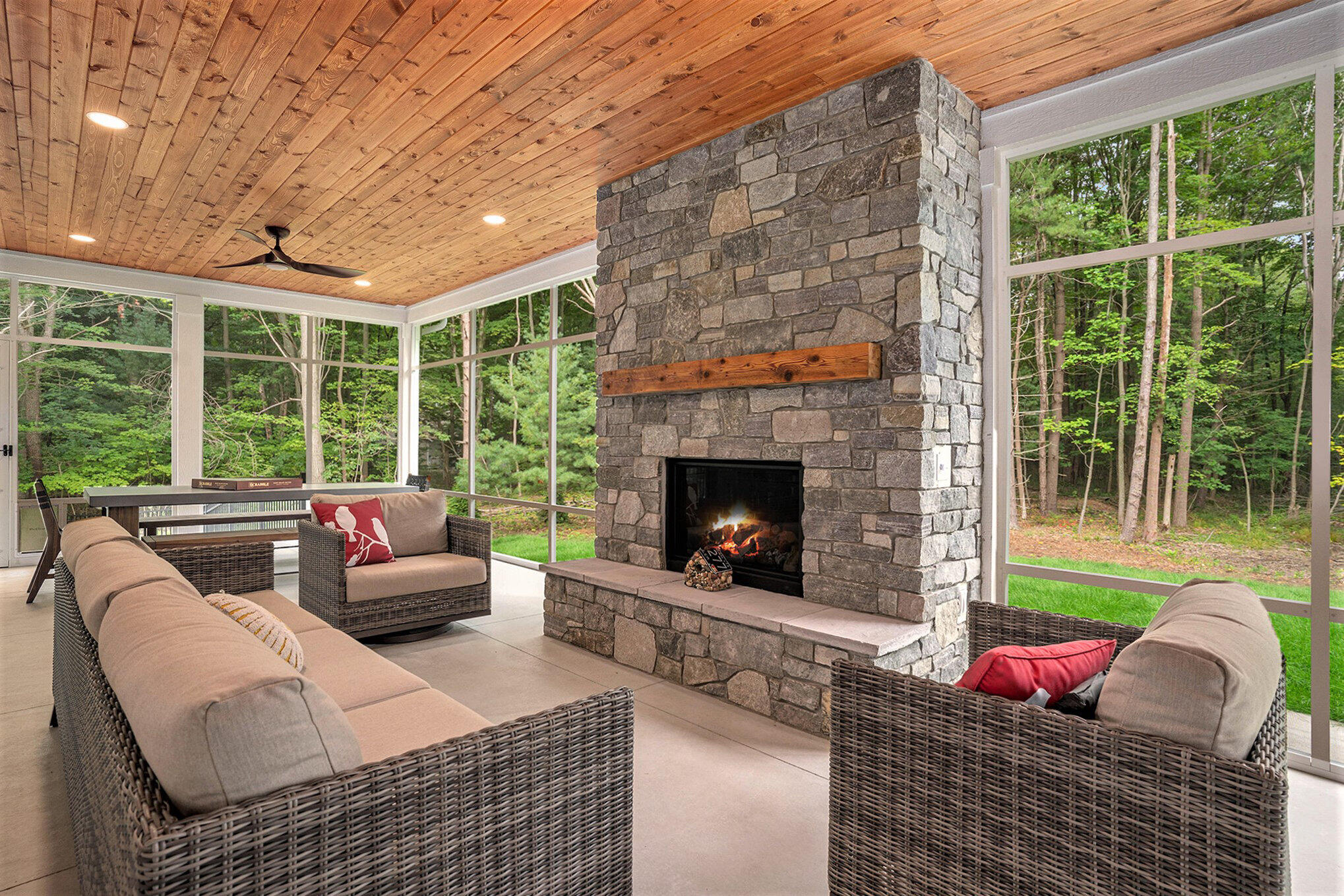 7027 Pebble Lane Fennville MI 49408