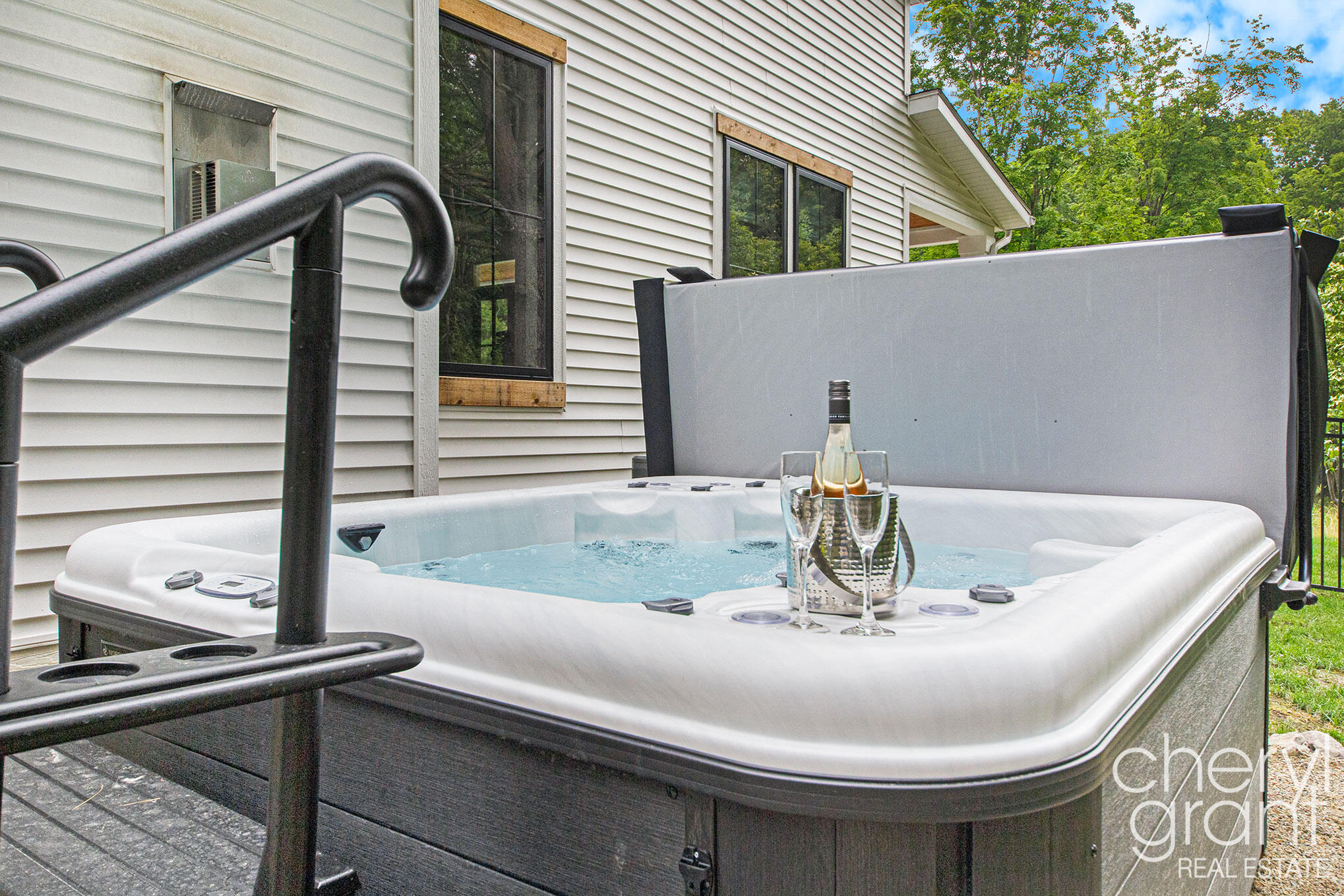 7027 Pebble Lane Fennville MI 49408