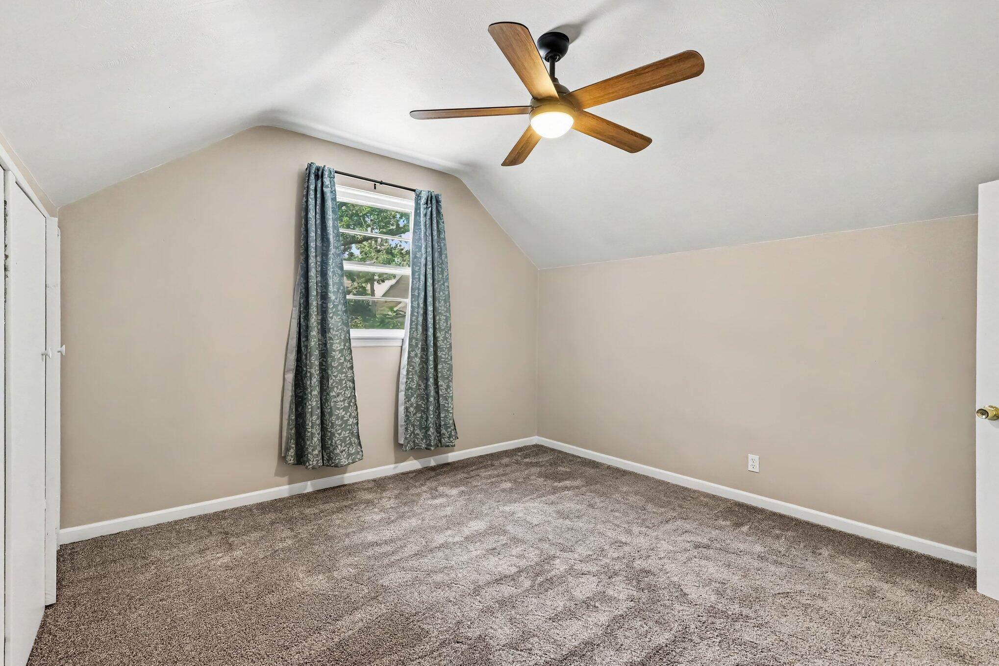 2067 Addison Street Muskegon MI 49441