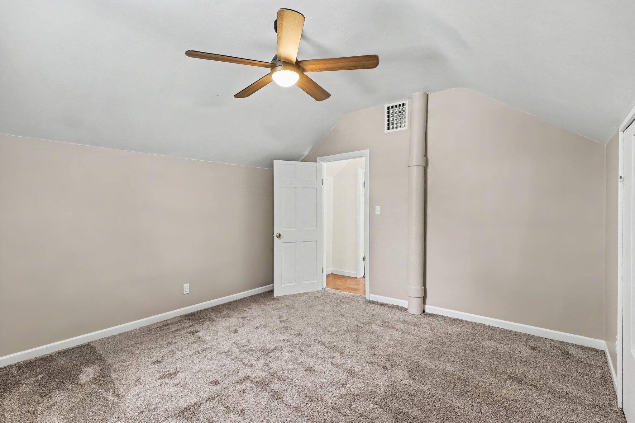 2067 Addison Street Muskegon MI 49441