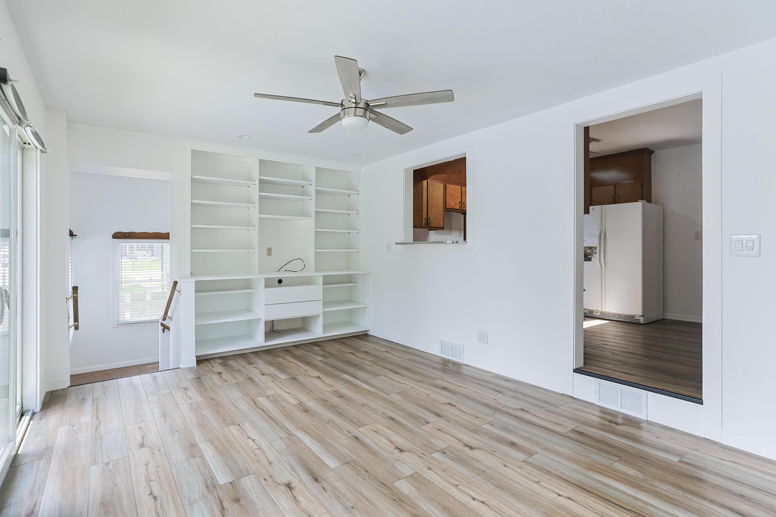 27201 Stuart Street Edwardsburg MI 49112