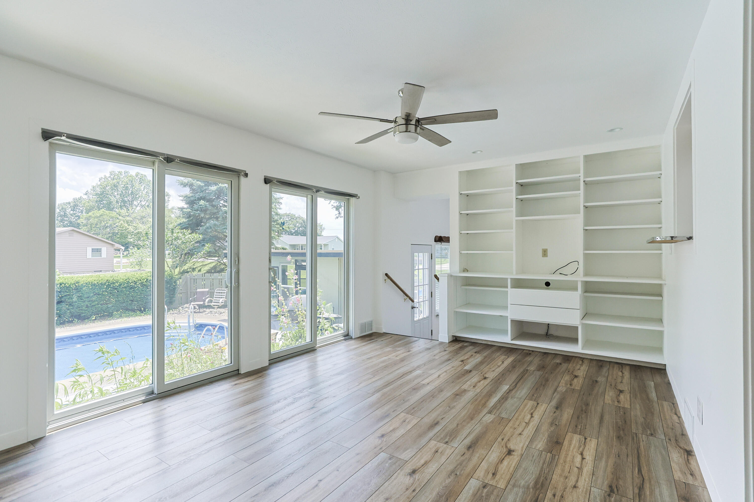 27201 Stuart Street Edwardsburg MI 49112