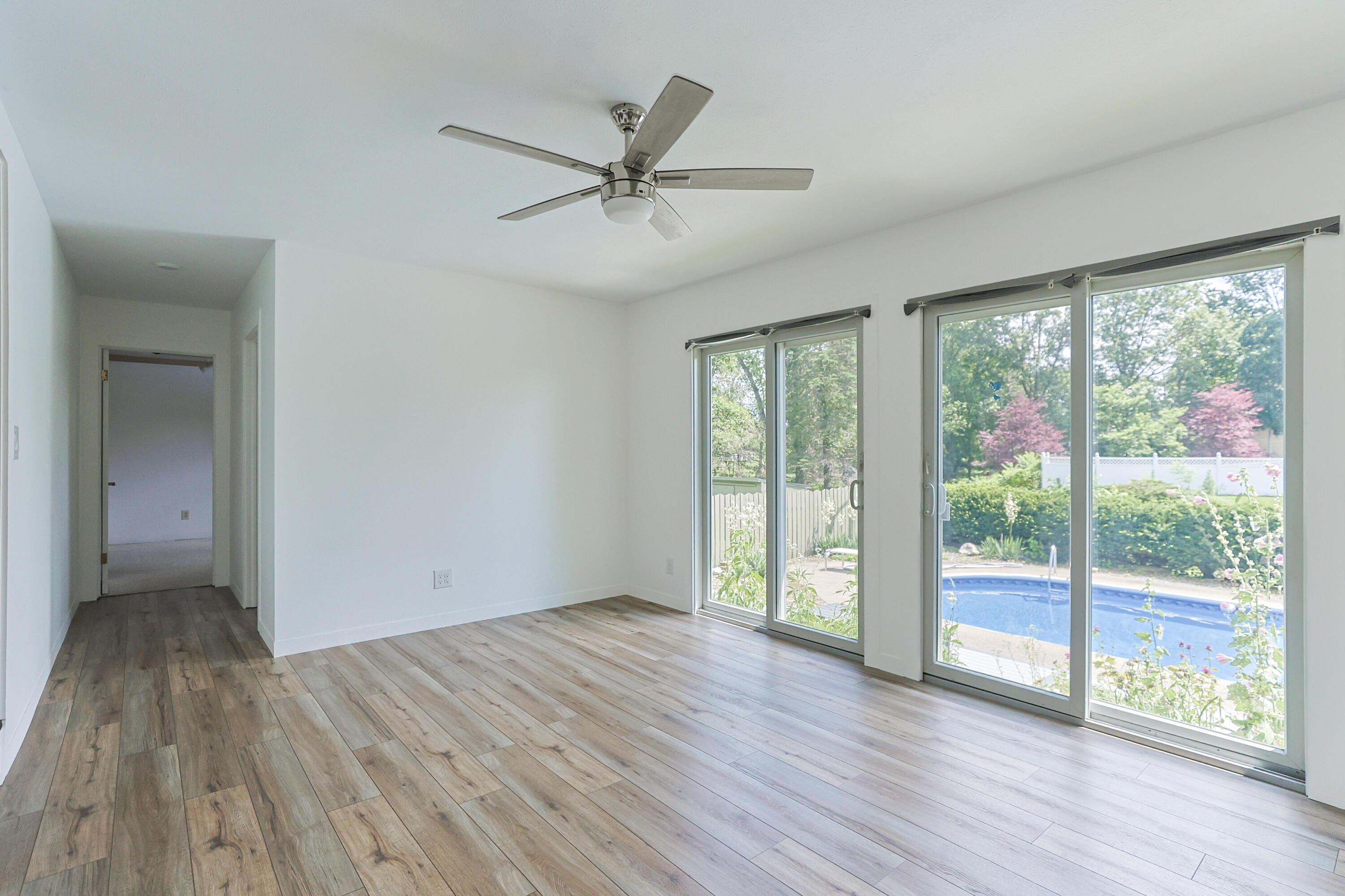 27201 Stuart Street Edwardsburg MI 49112