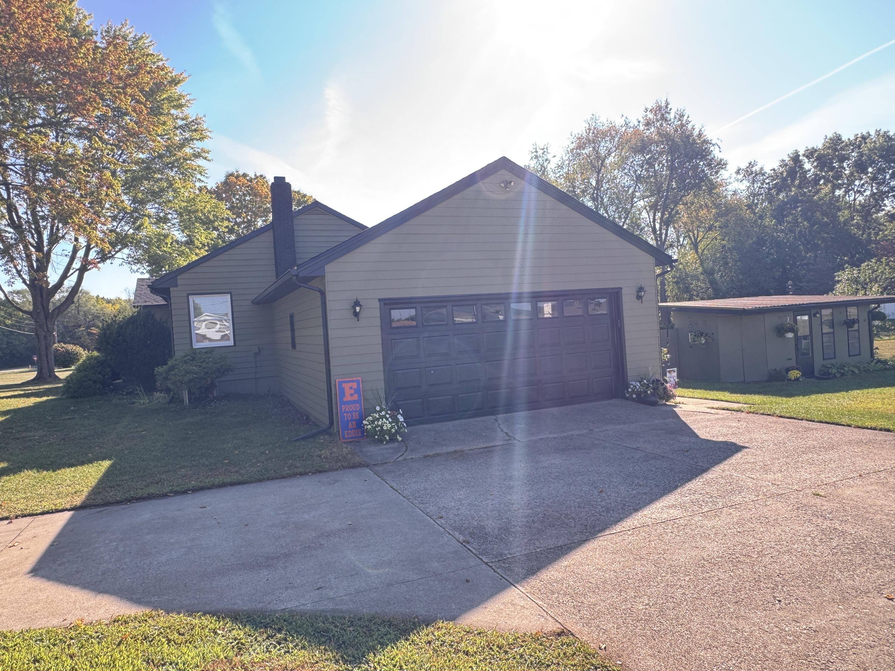 27201 Stuart Street Edwardsburg MI 49112