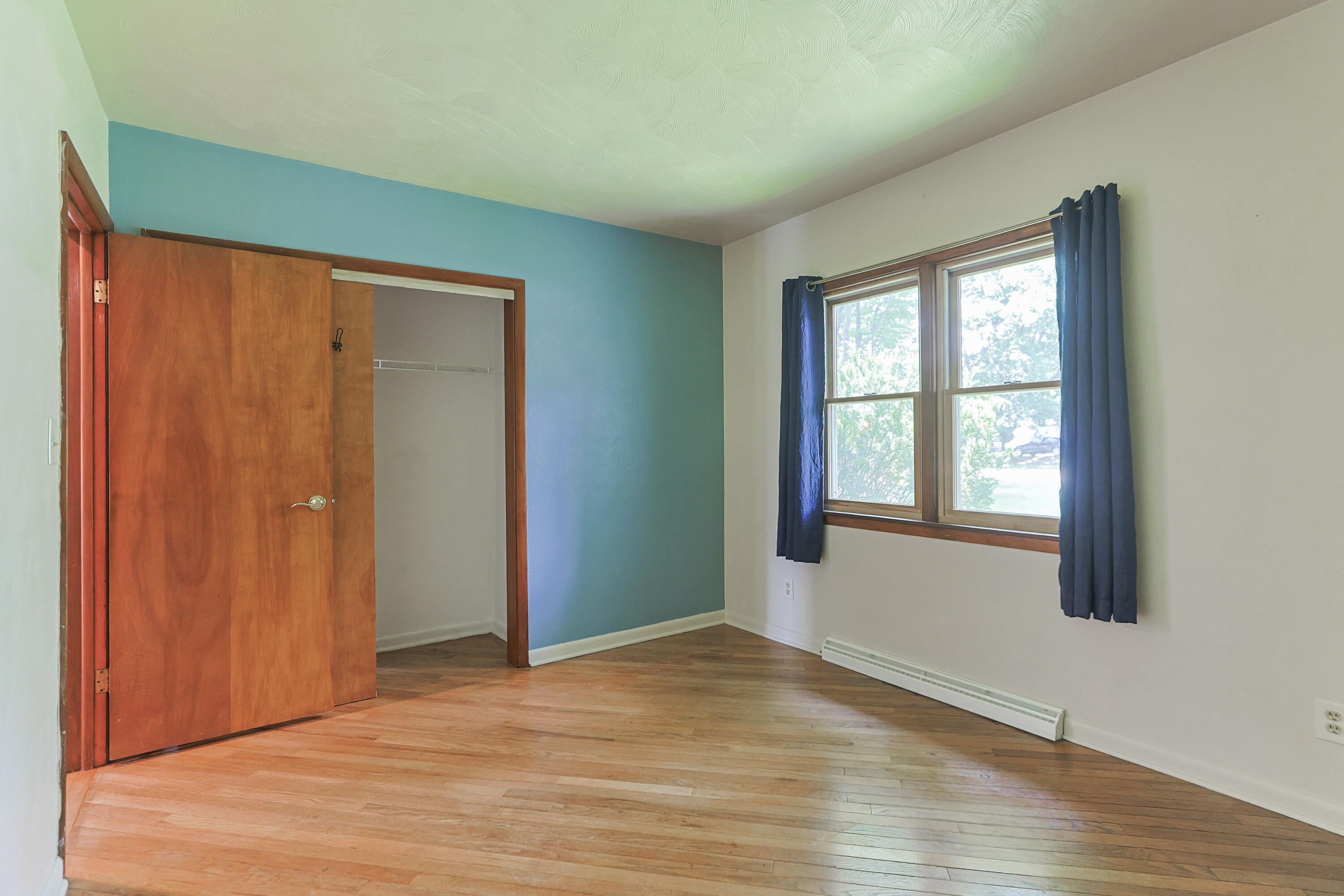 27201 Stuart Street Edwardsburg MI 49112