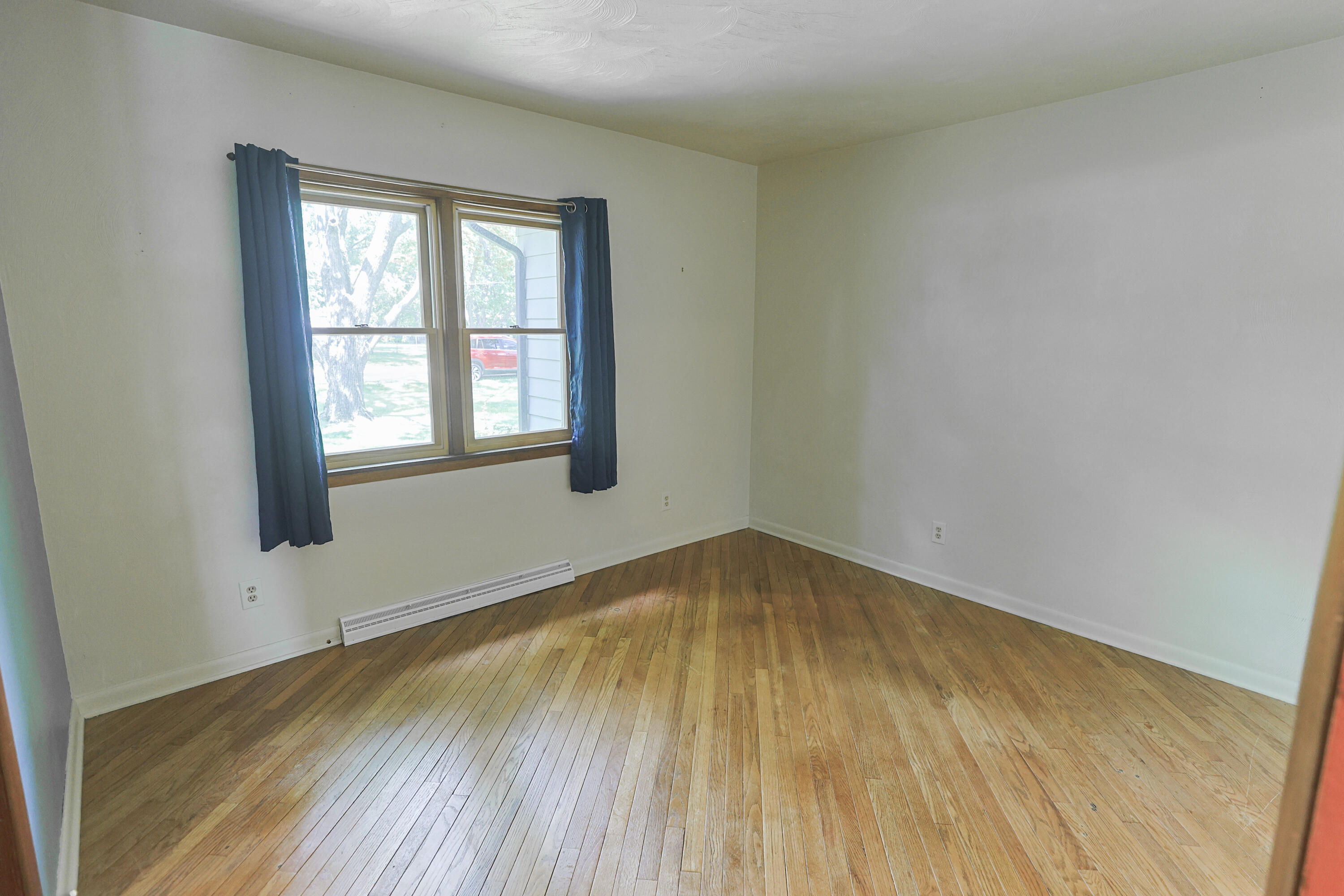 27201 Stuart Street Edwardsburg MI 49112