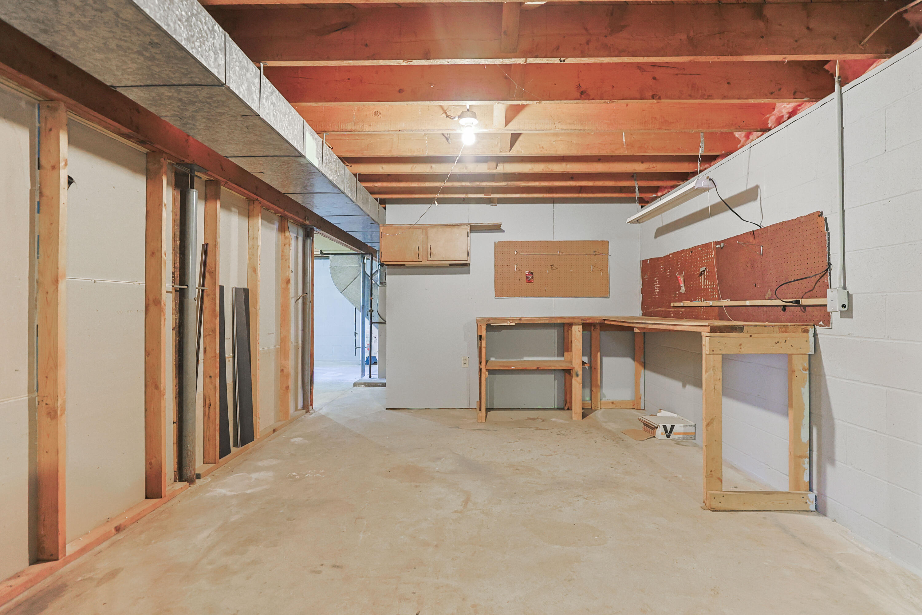 27201 Stuart Street Edwardsburg MI 49112