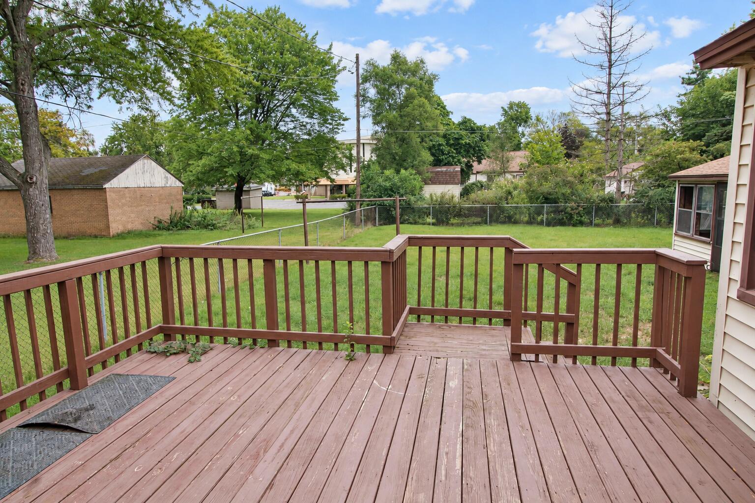 1236 E Isabella Avenue Muskegon MI 49442
