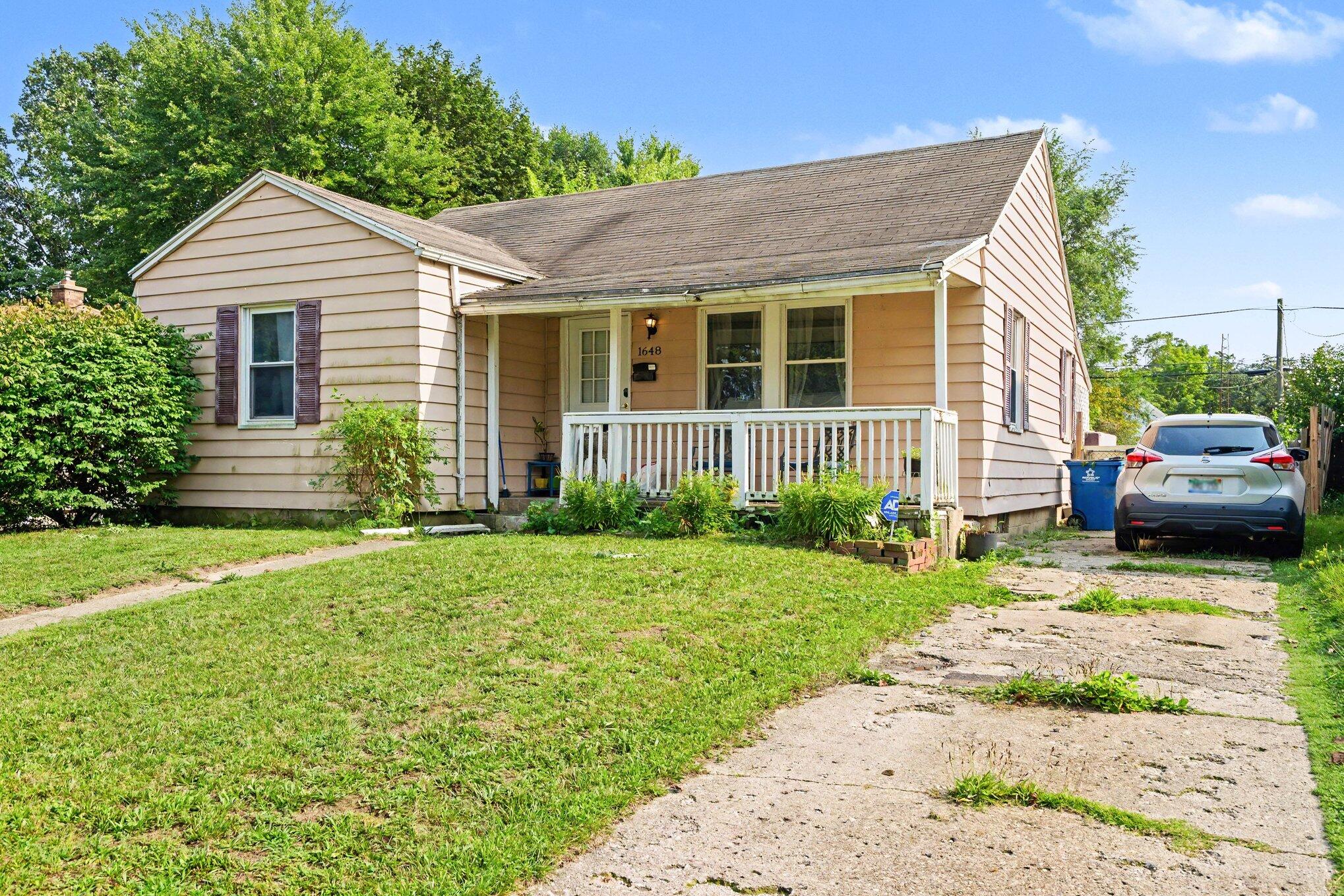 1648 Cass Street Niles MI 49120
