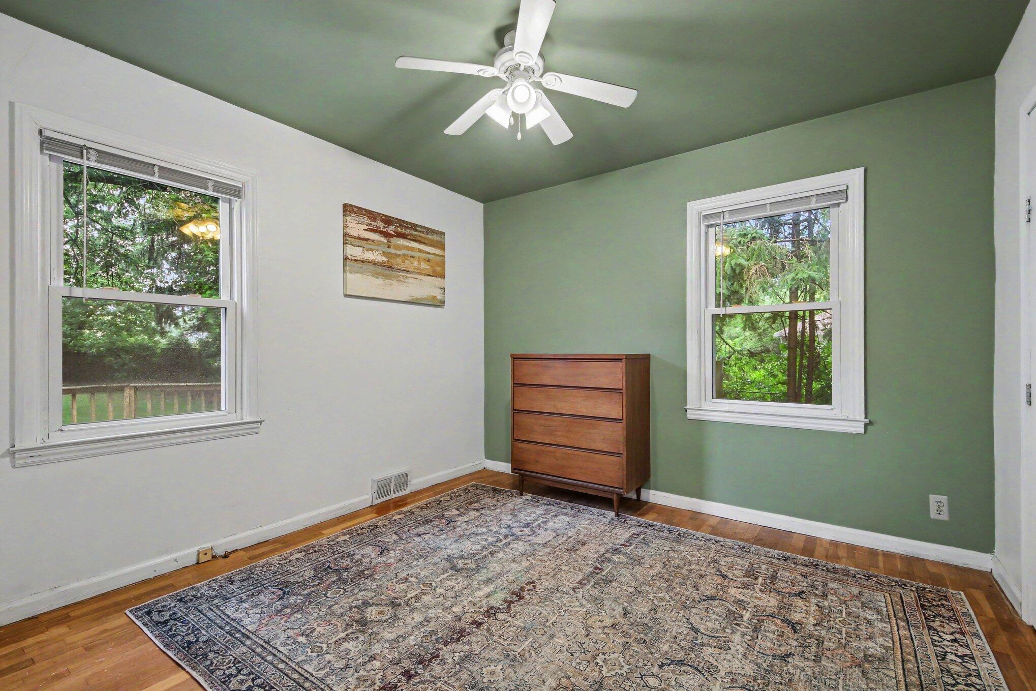 1263 Benning Avenue NW Grand Rapids MI 49504