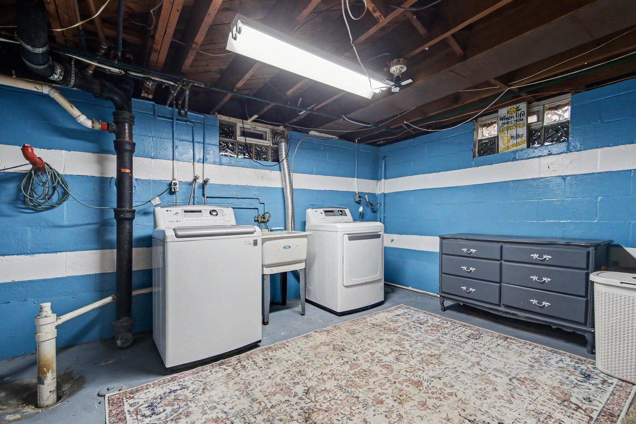 1263 Benning Avenue NW Grand Rapids MI 49504