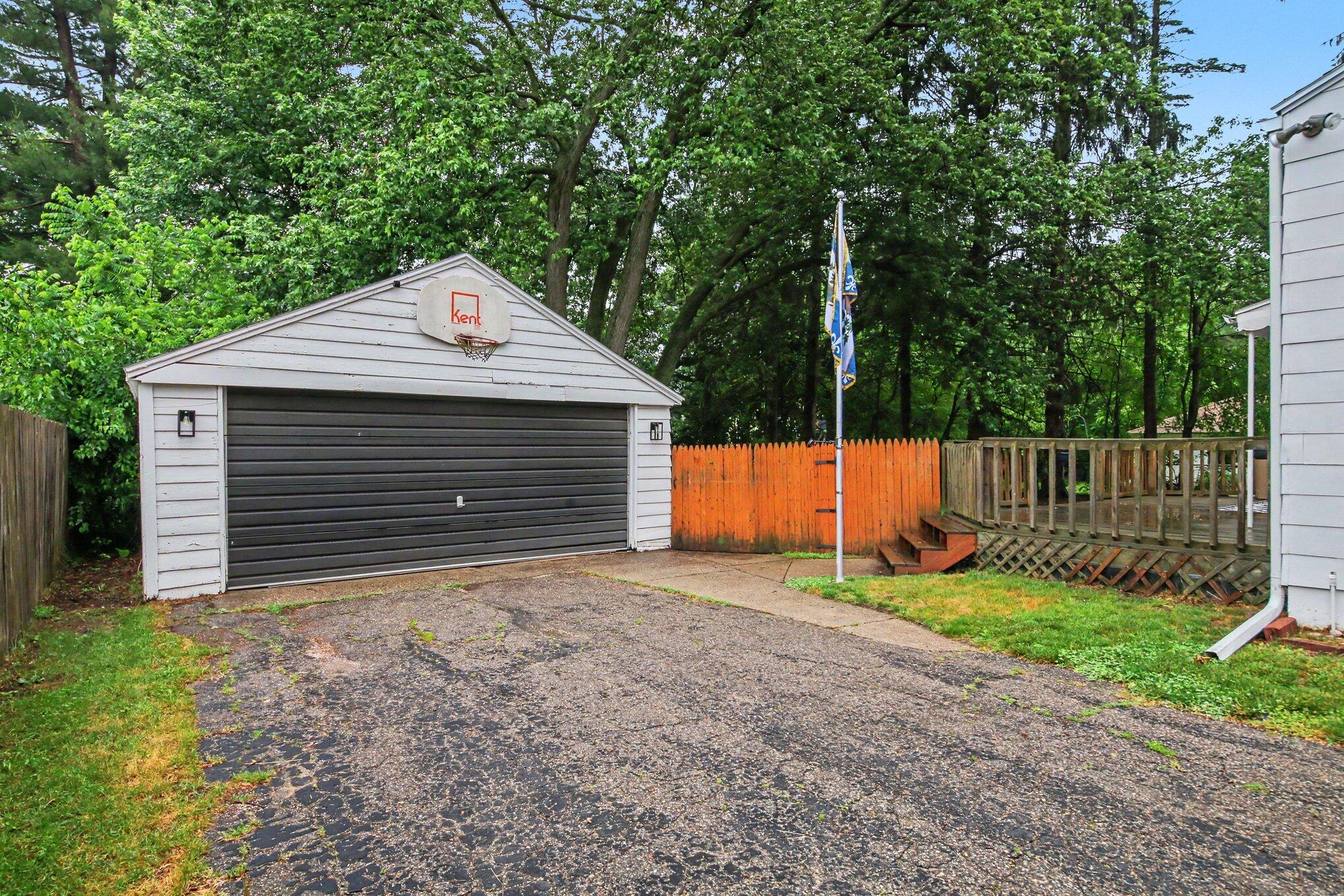 1263 Benning Avenue NW Grand Rapids MI 49504